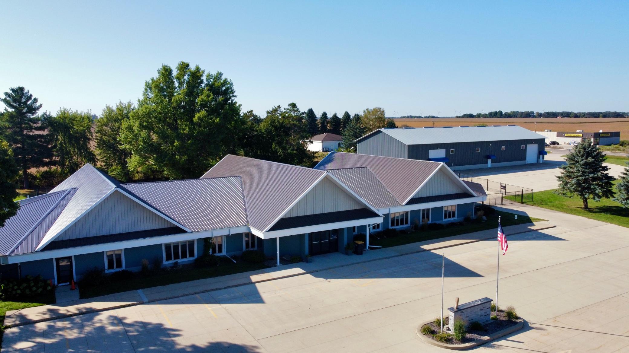 824 Center Avenue Property Photo 1