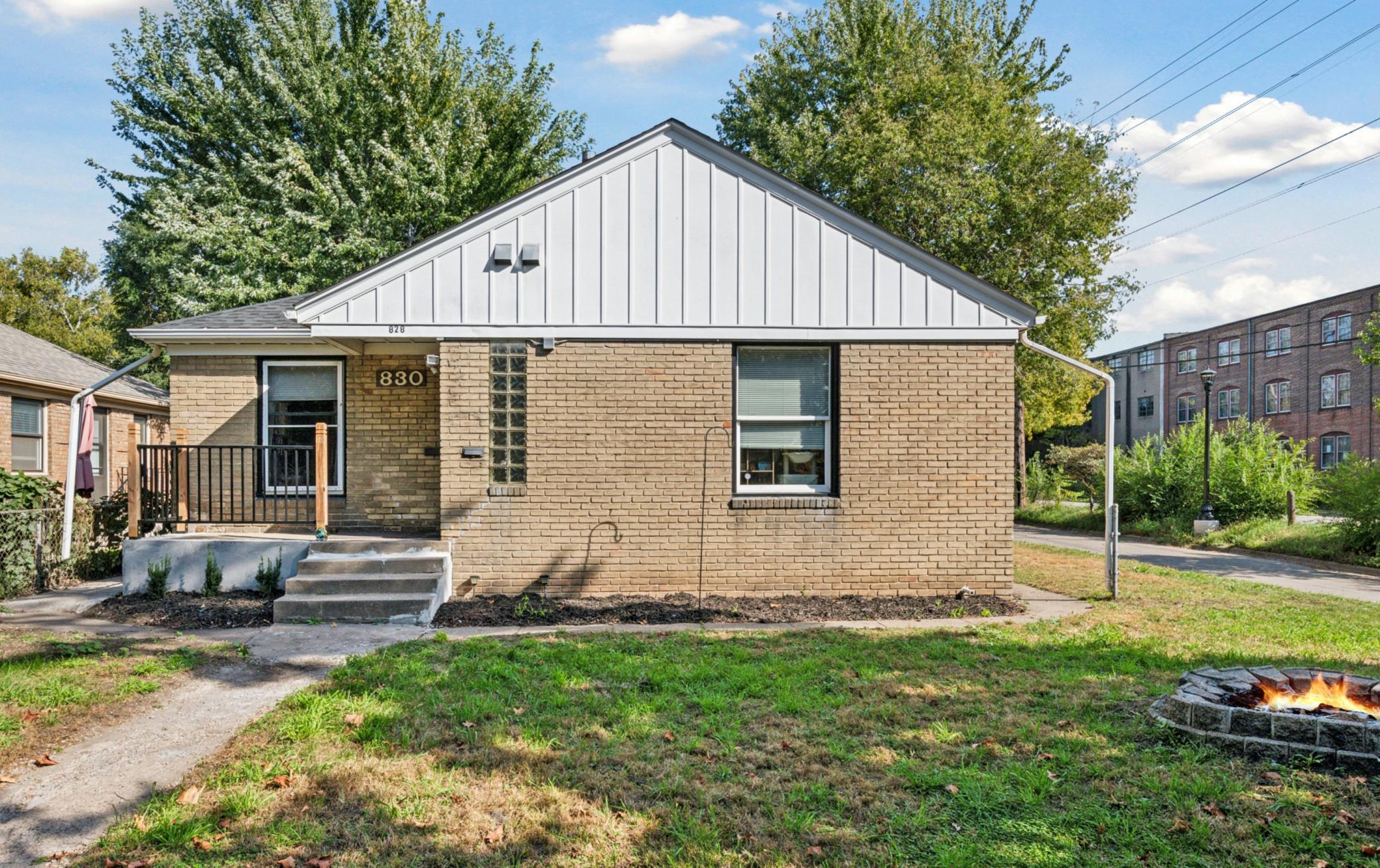 828 23rd Avenue Property Photo 2