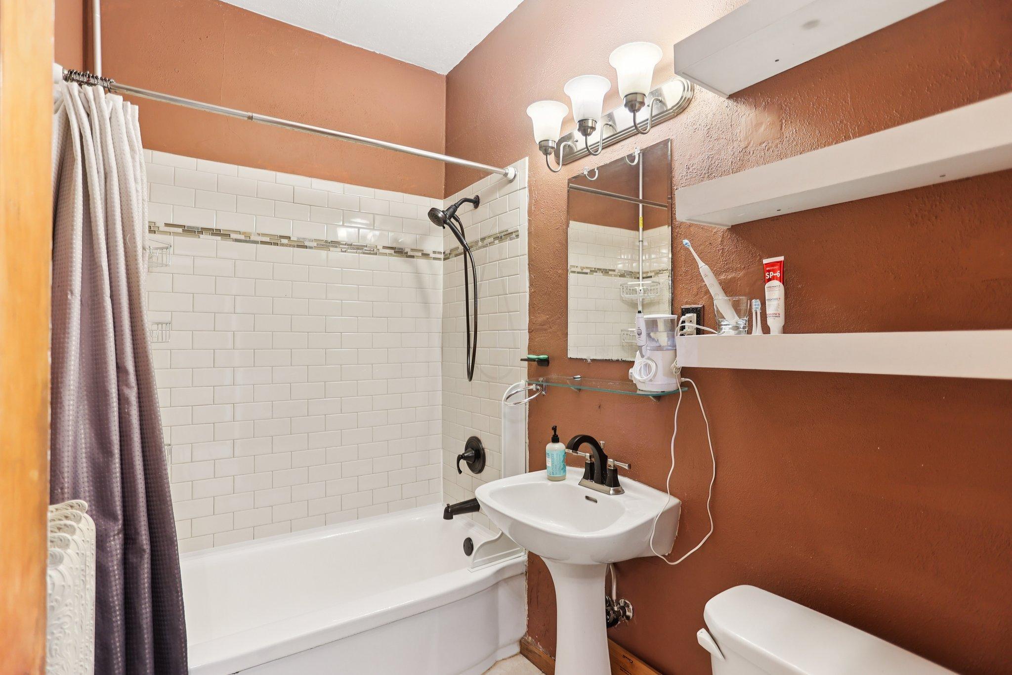 1253 Ashland Avenue Property Photo 25