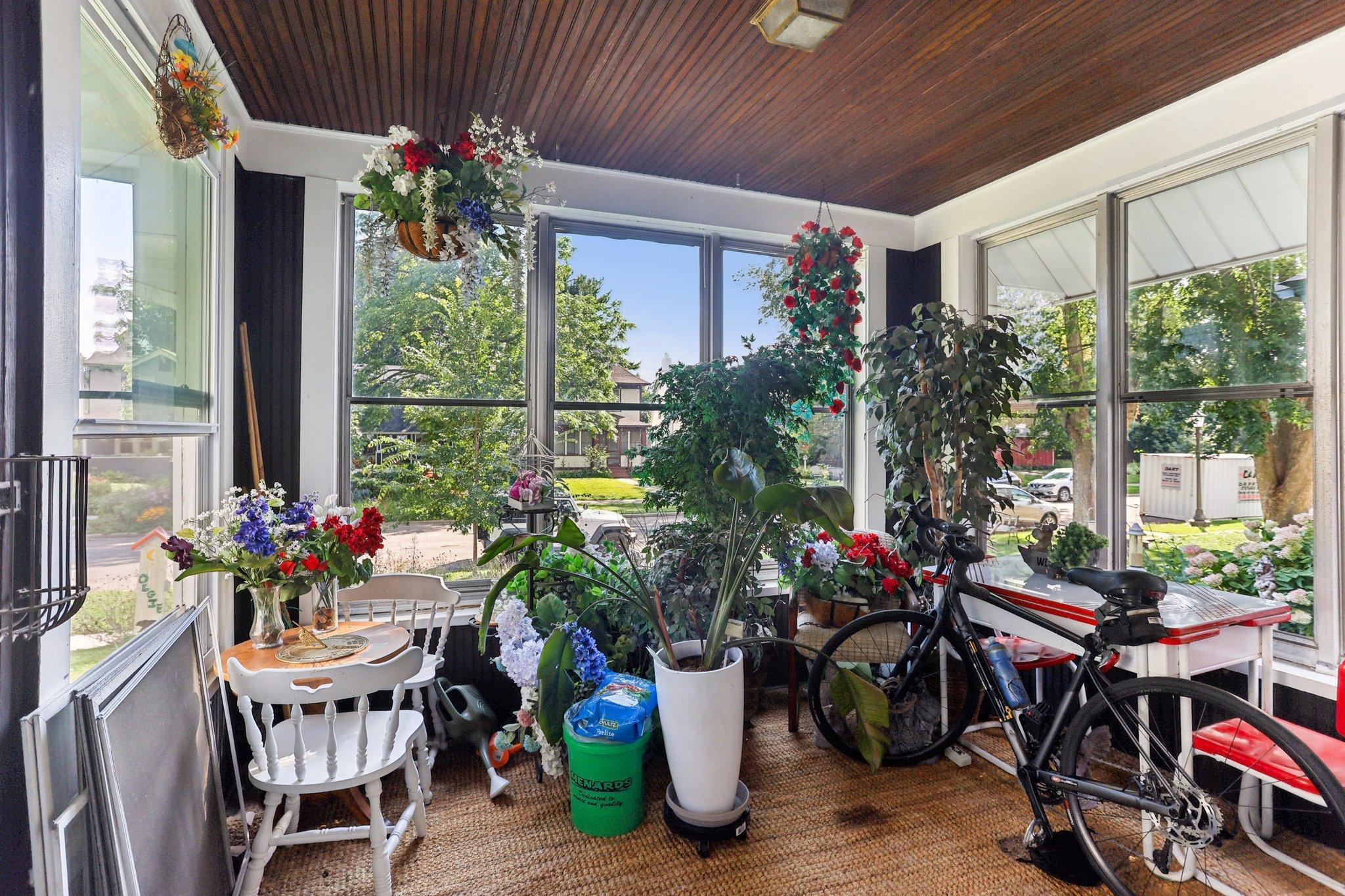 1253 Ashland Avenue Property Photo 32