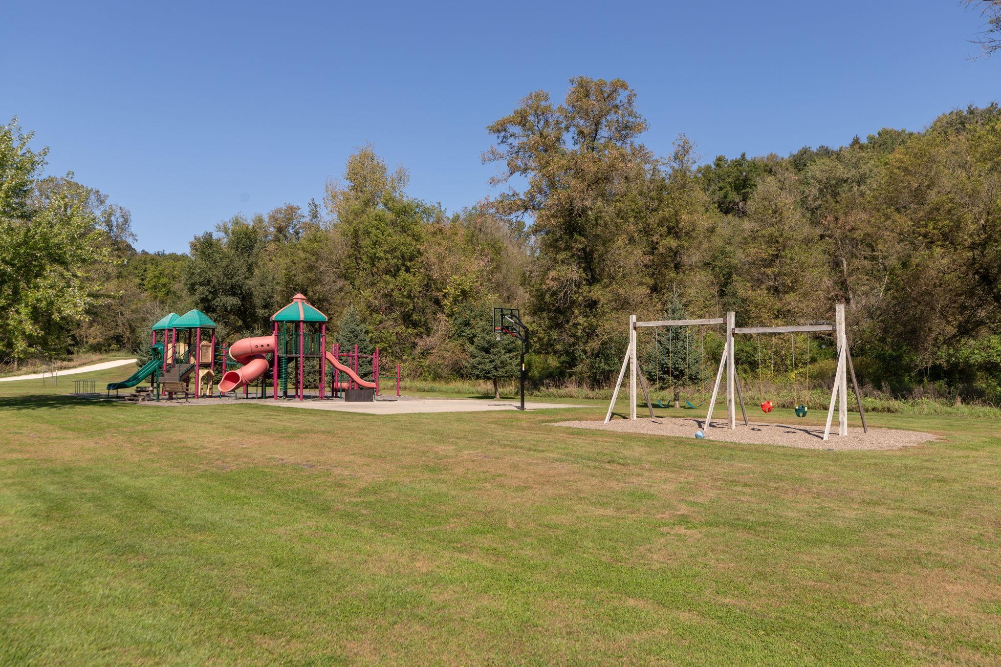 25276 Highway 250 Property Photo 12