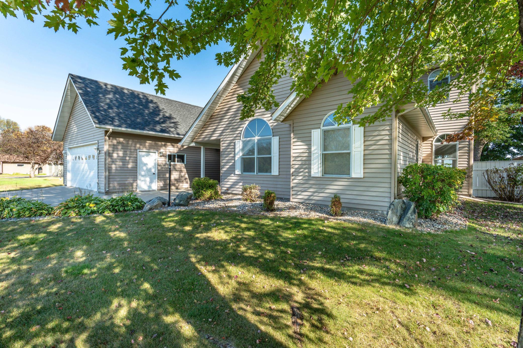 42221 Ukkelberg Drive Property Photo 10