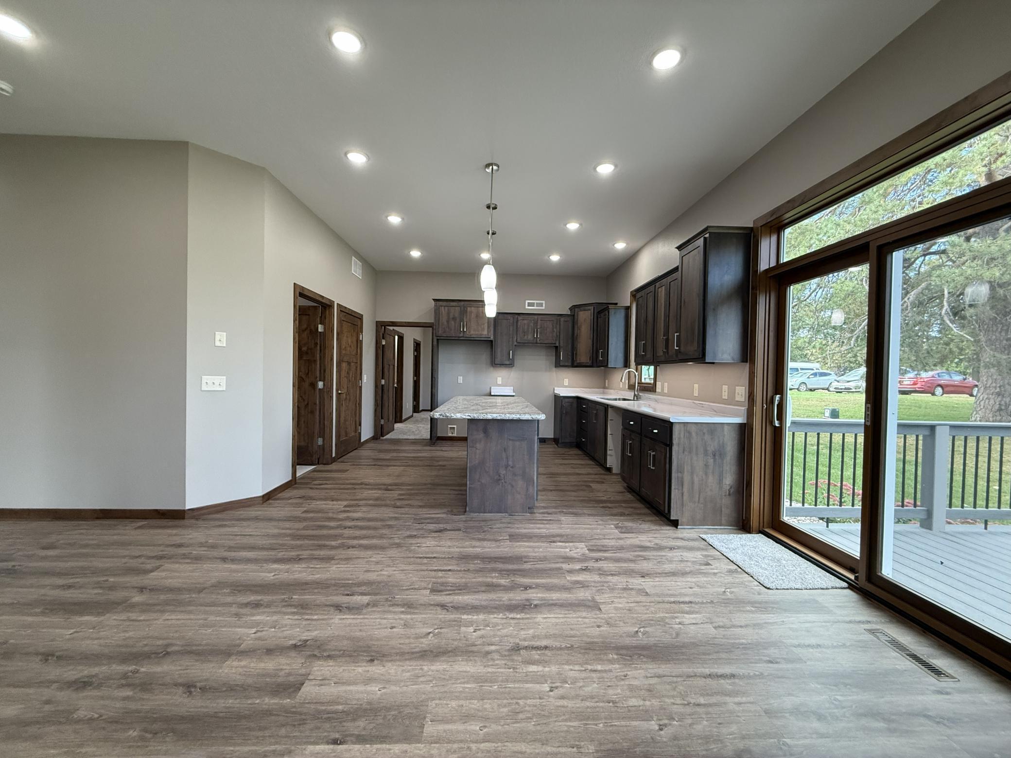 1207 S Shore Drive Property Photo 17