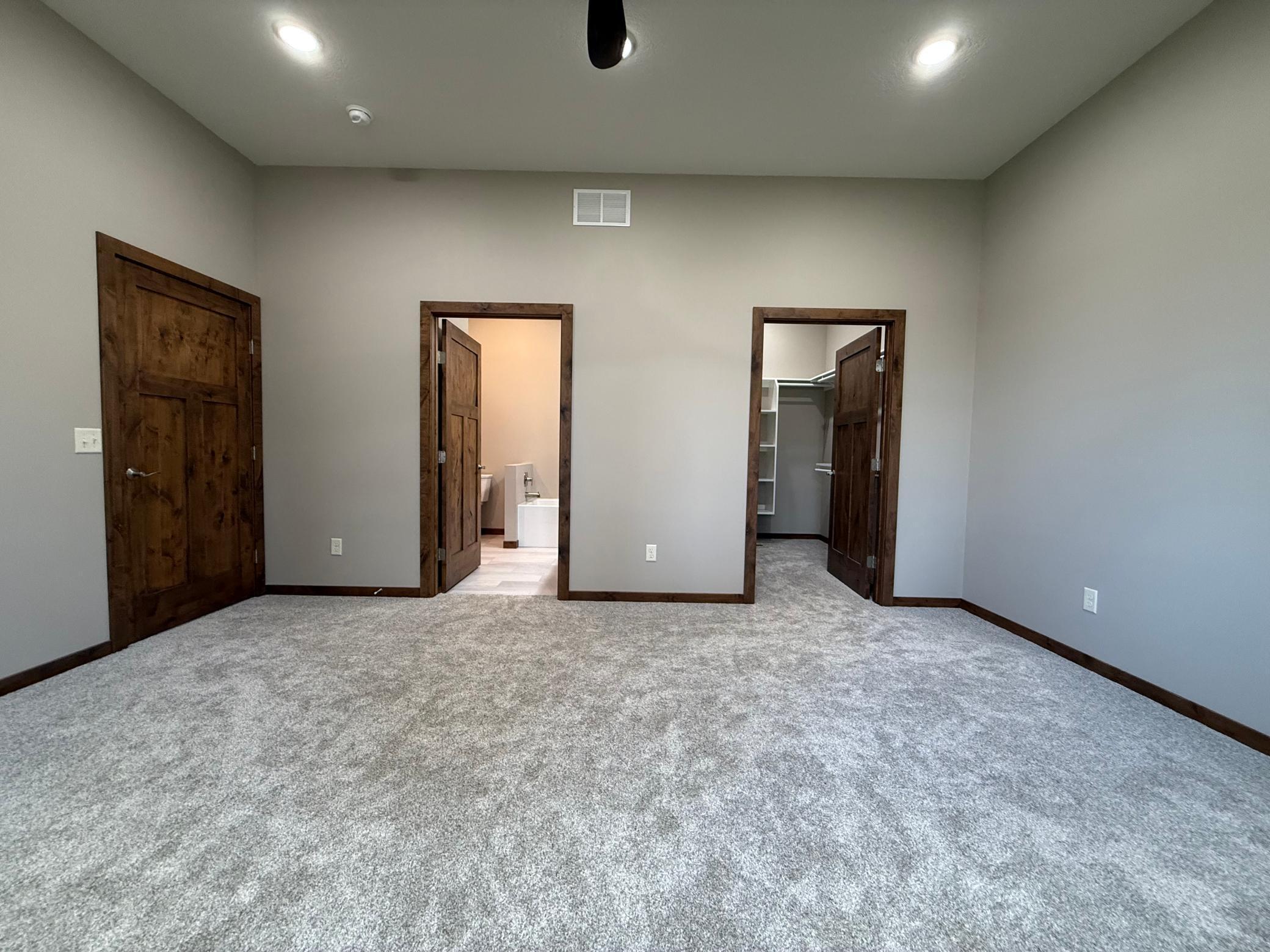 1207 S Shore Drive Property Photo 24