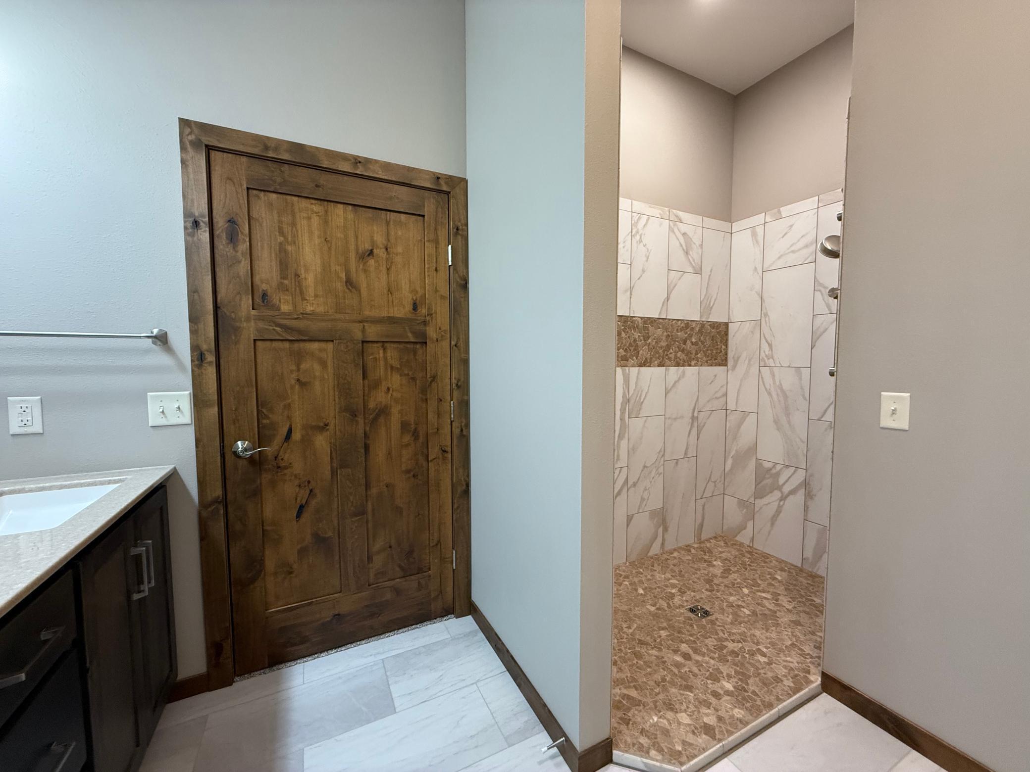 1207 S Shore Drive Property Photo 27