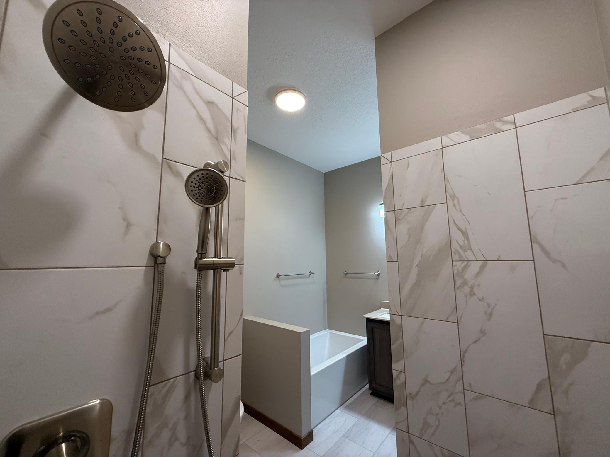 1207 S Shore Drive Property Photo 28