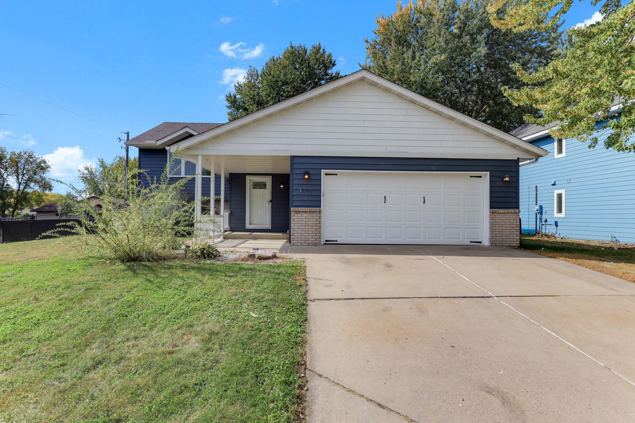 1101 10th Avenue Property Photo 1