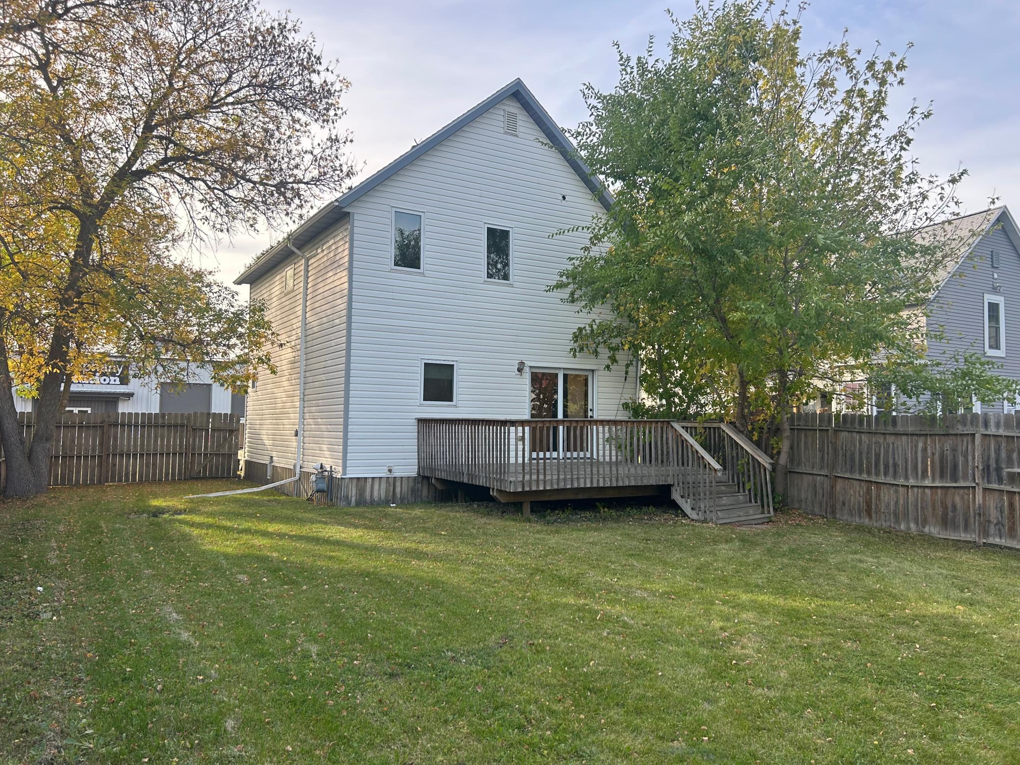 408 Main Avenue N Property Photo 1