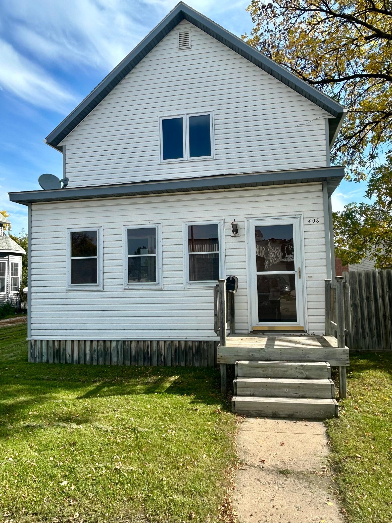 408 Main Avenue N Property Photo 5