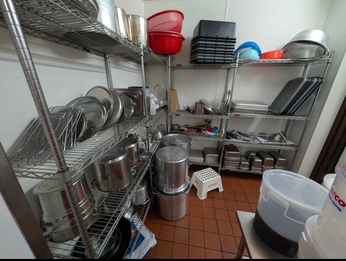 520 White Bear Avenue N Property Photo 5
