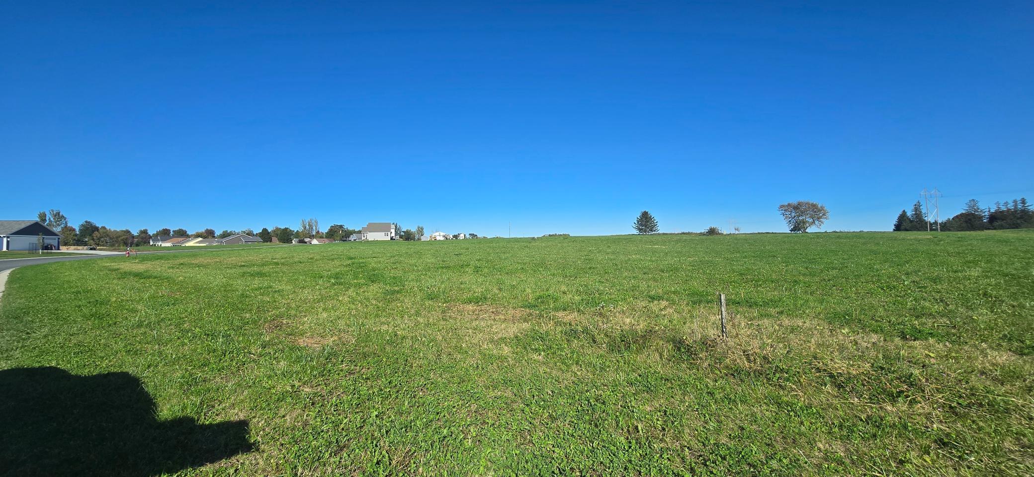 Tbd ( Lot 6, Blk 2) 3rd Avenue Se Property Photo 2