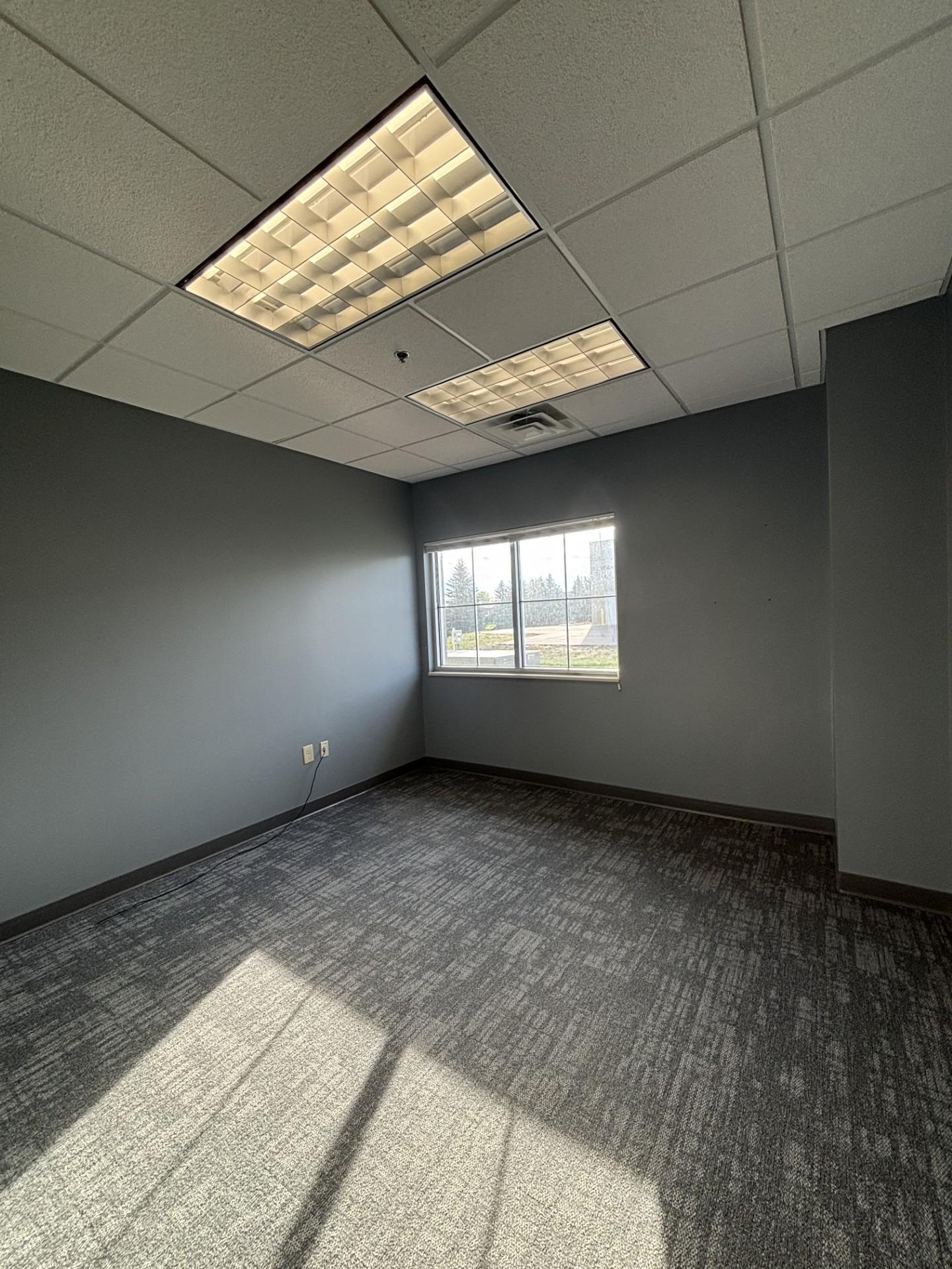 20980 Rogers Drive Property Photo 12