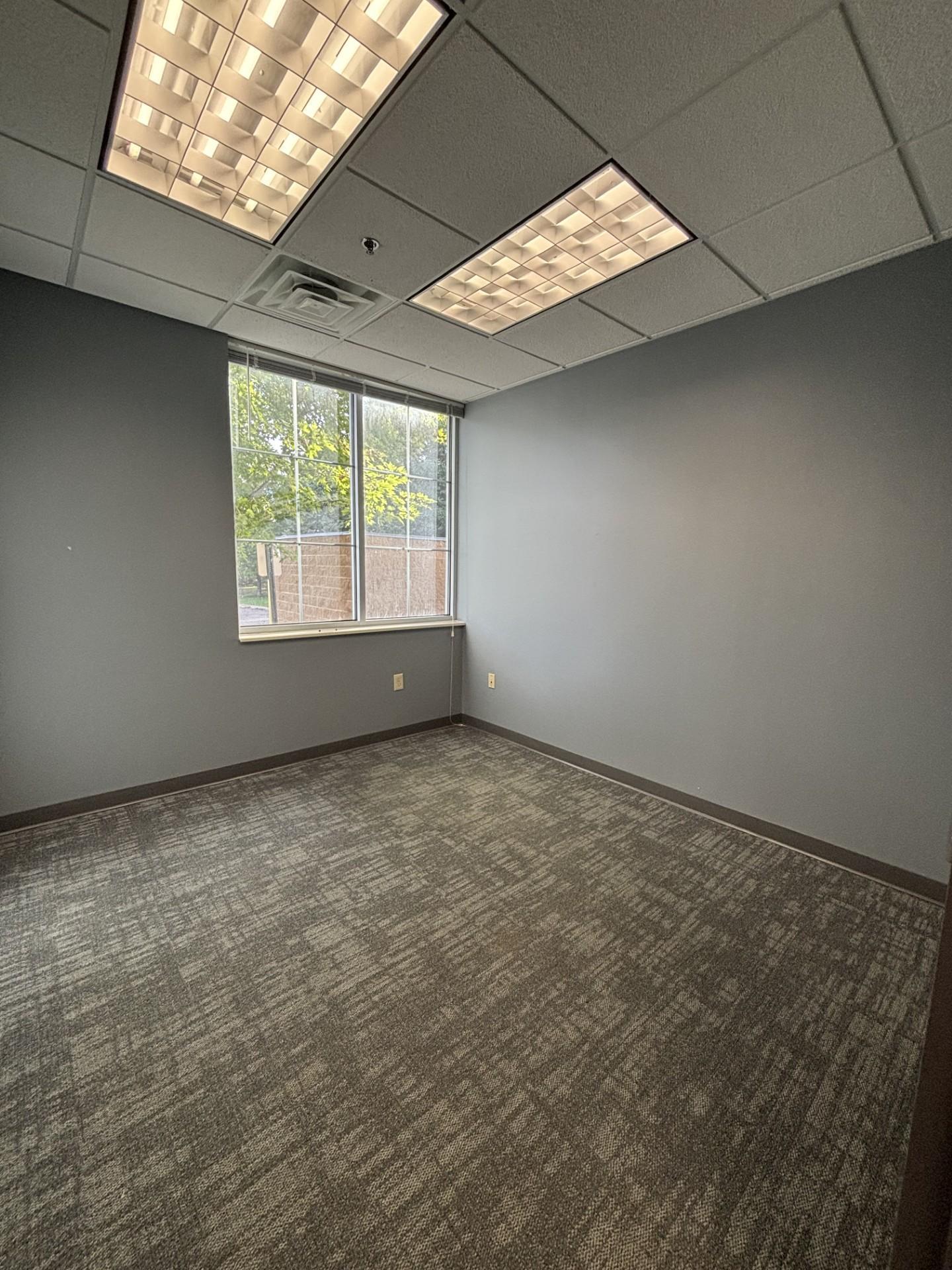 20980 Rogers Drive Property Photo 13