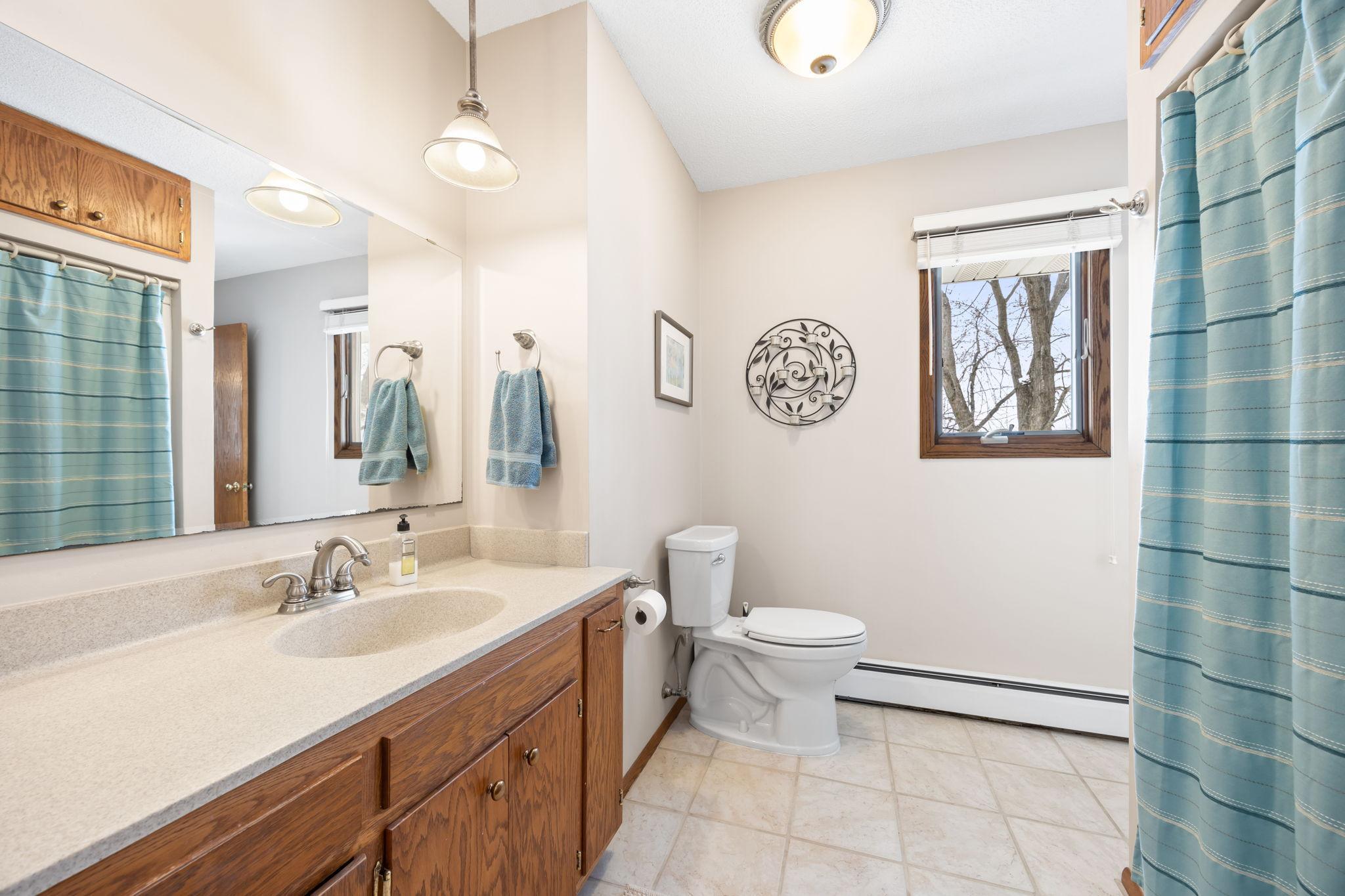 6825 N Shore Drive Property Photo 16