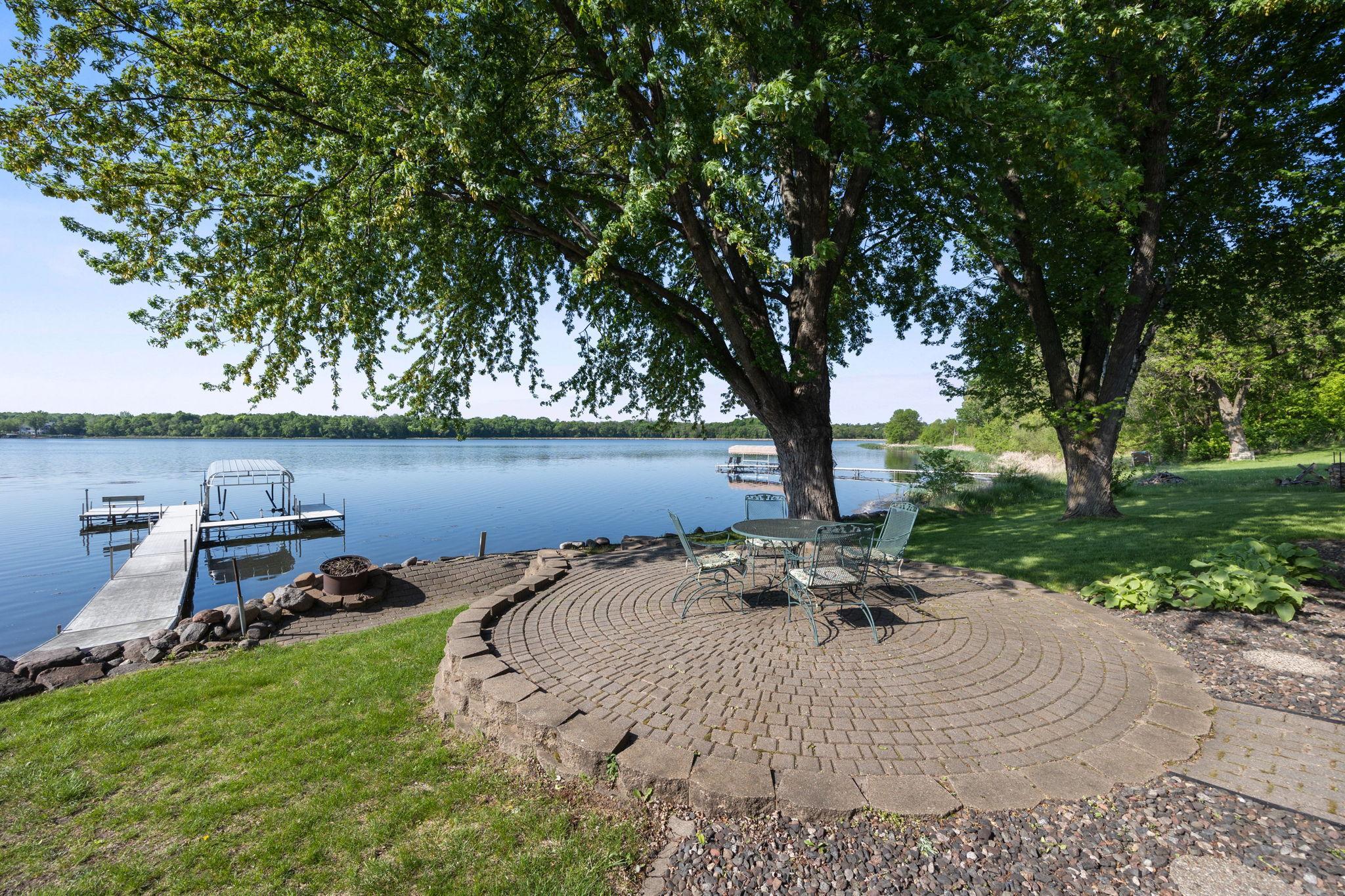6825 N Shore Drive Property Photo 22