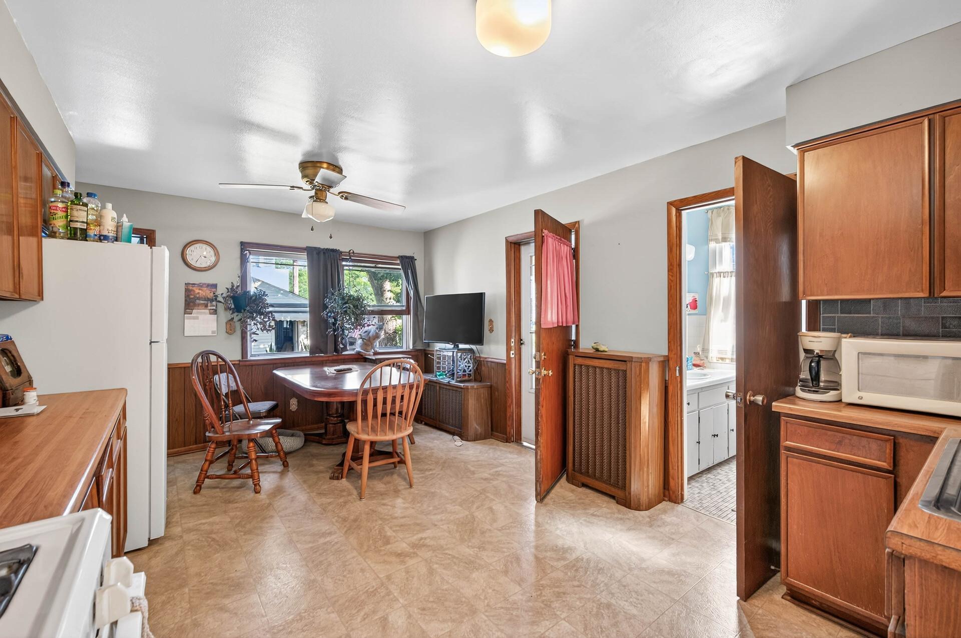 451 Madison Street Property Photo 18