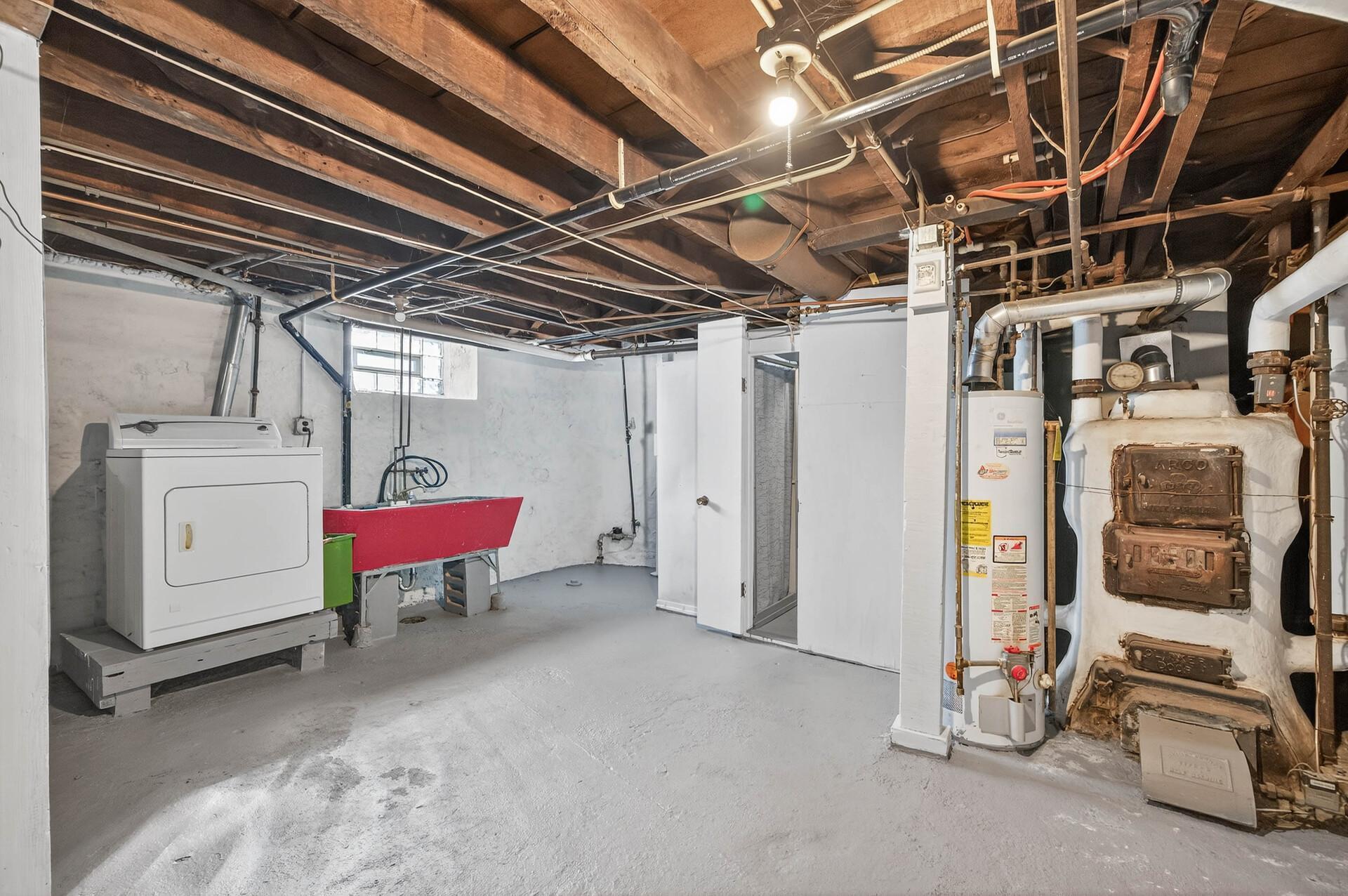 451 Madison Street Property Photo 27