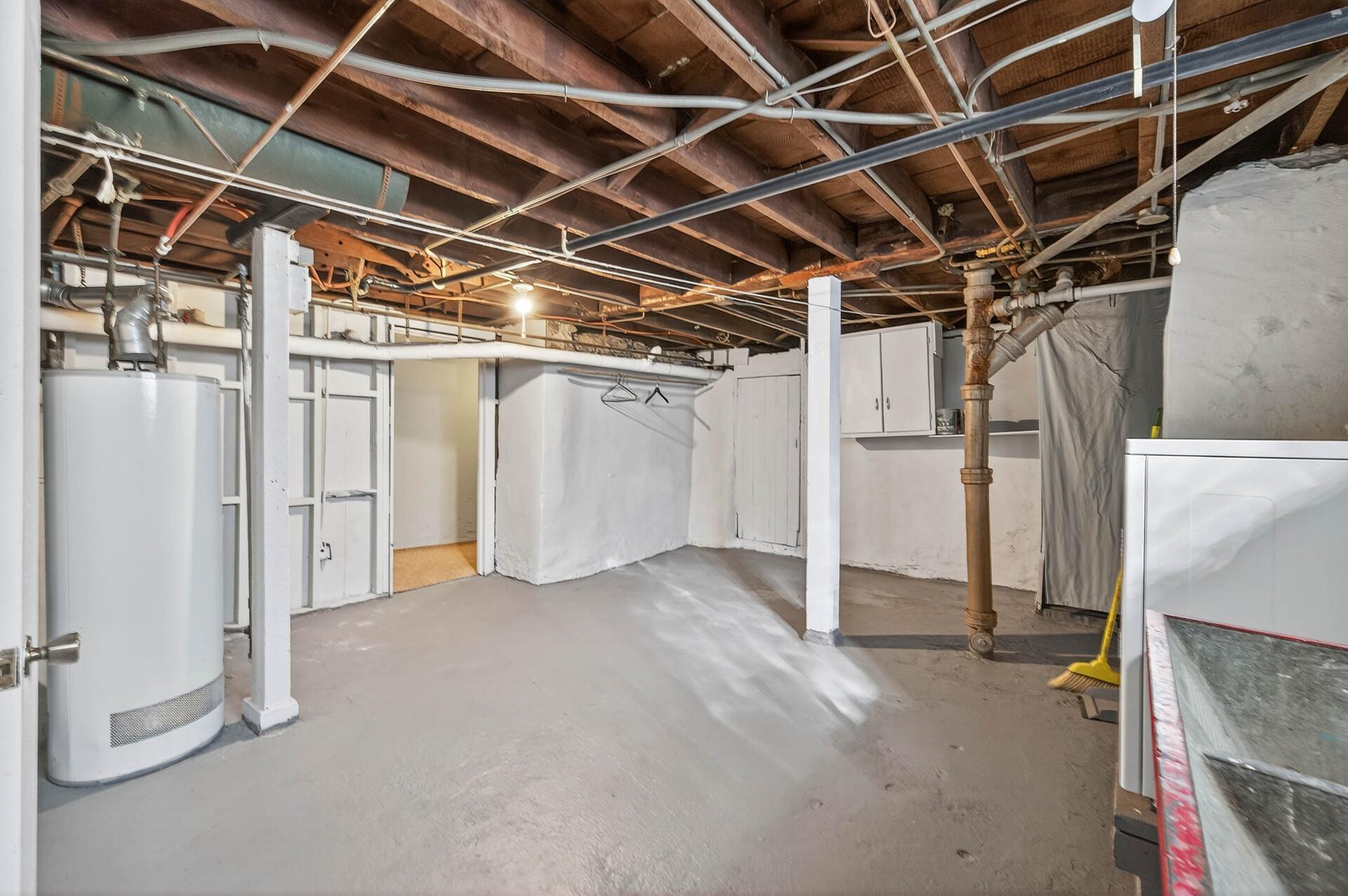 451 Madison Street Property Photo 28