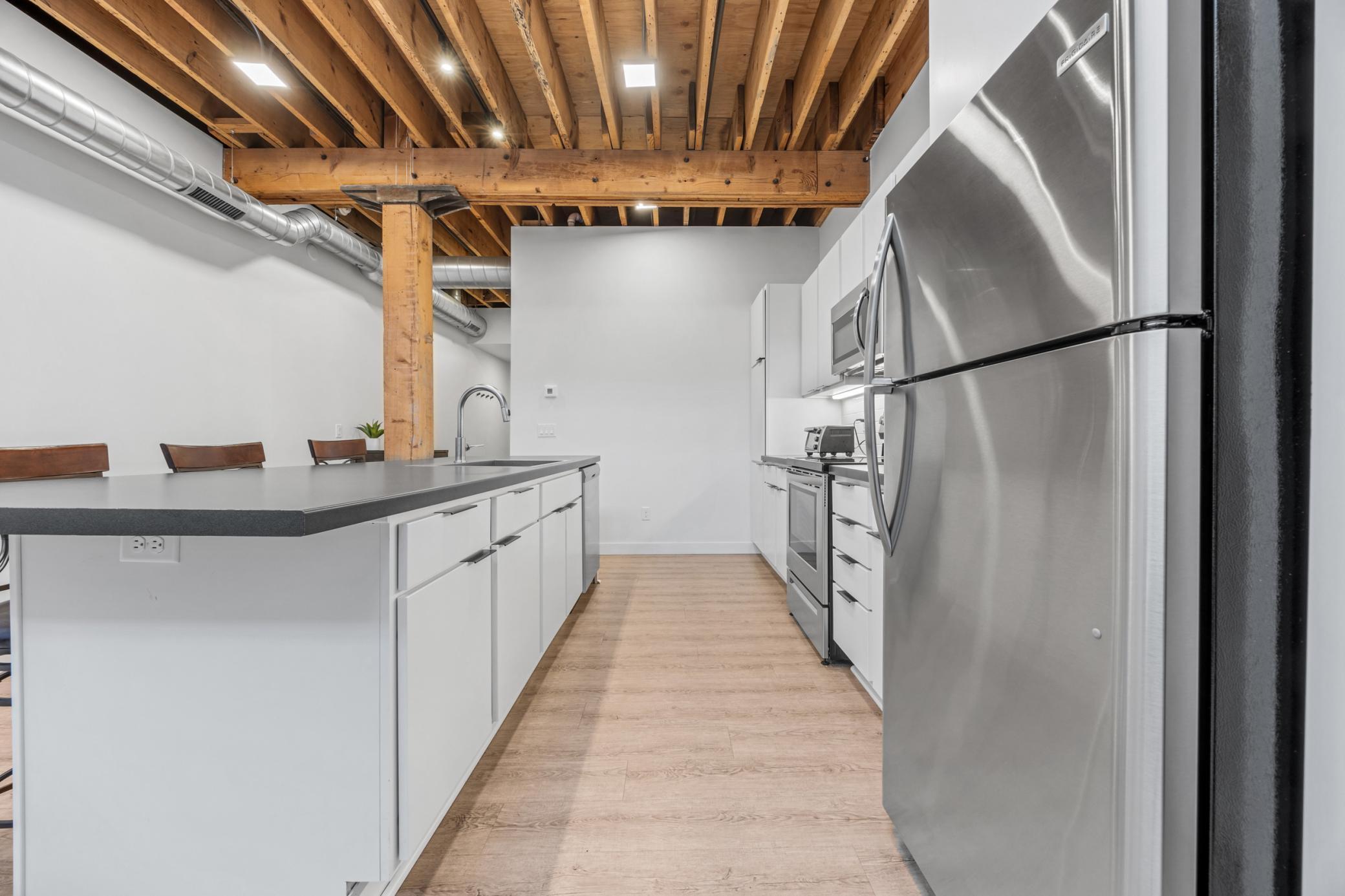 117 Broadway N 211 Property Photo 17
