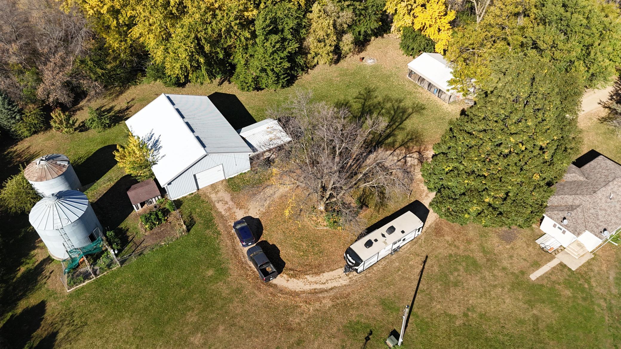 37261 280th Street Property Photo 4
