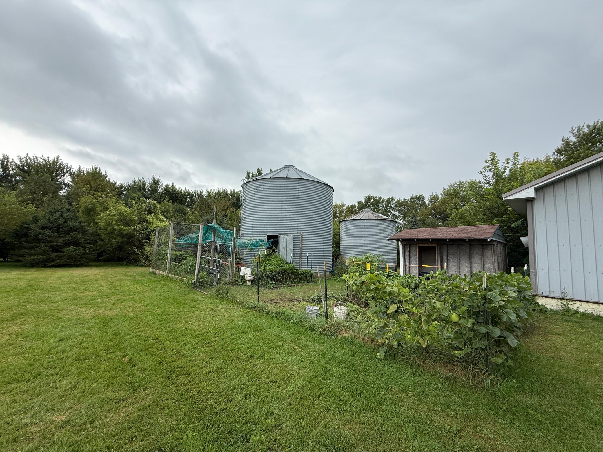 37261 280th Street Property Photo 11