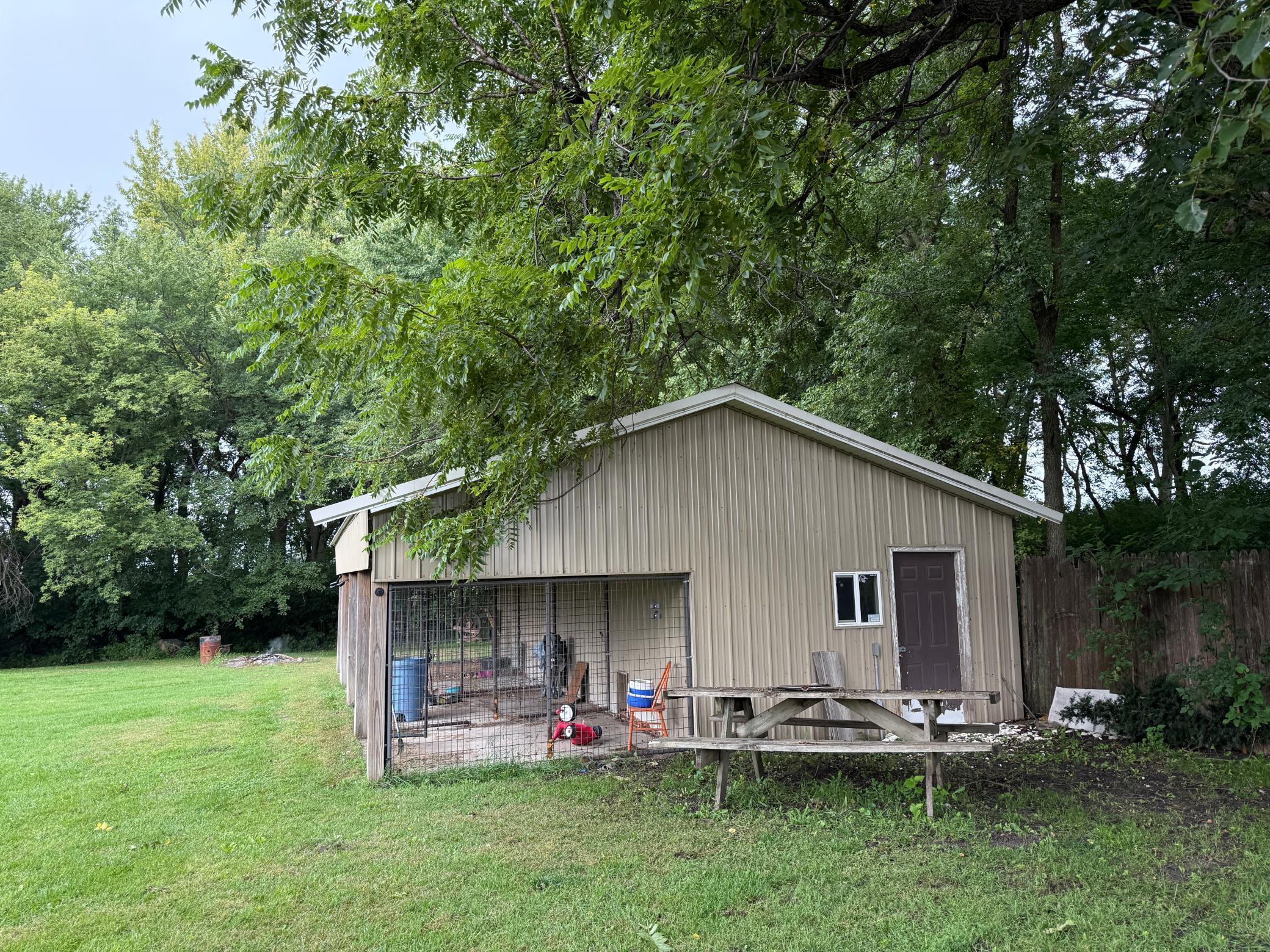 37261 280th Street Property Photo 15