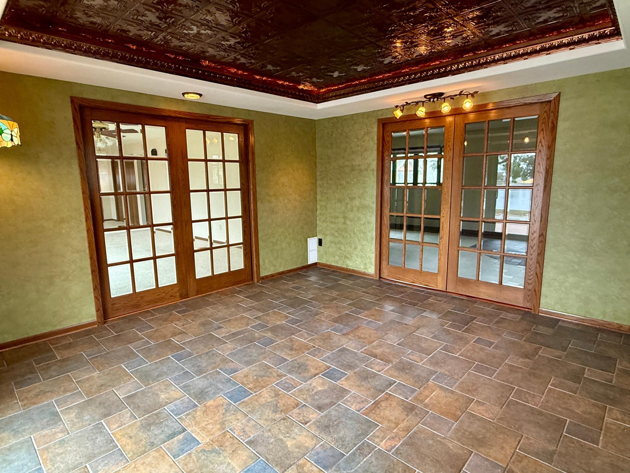 146 Washington Avenue Property Photo 17