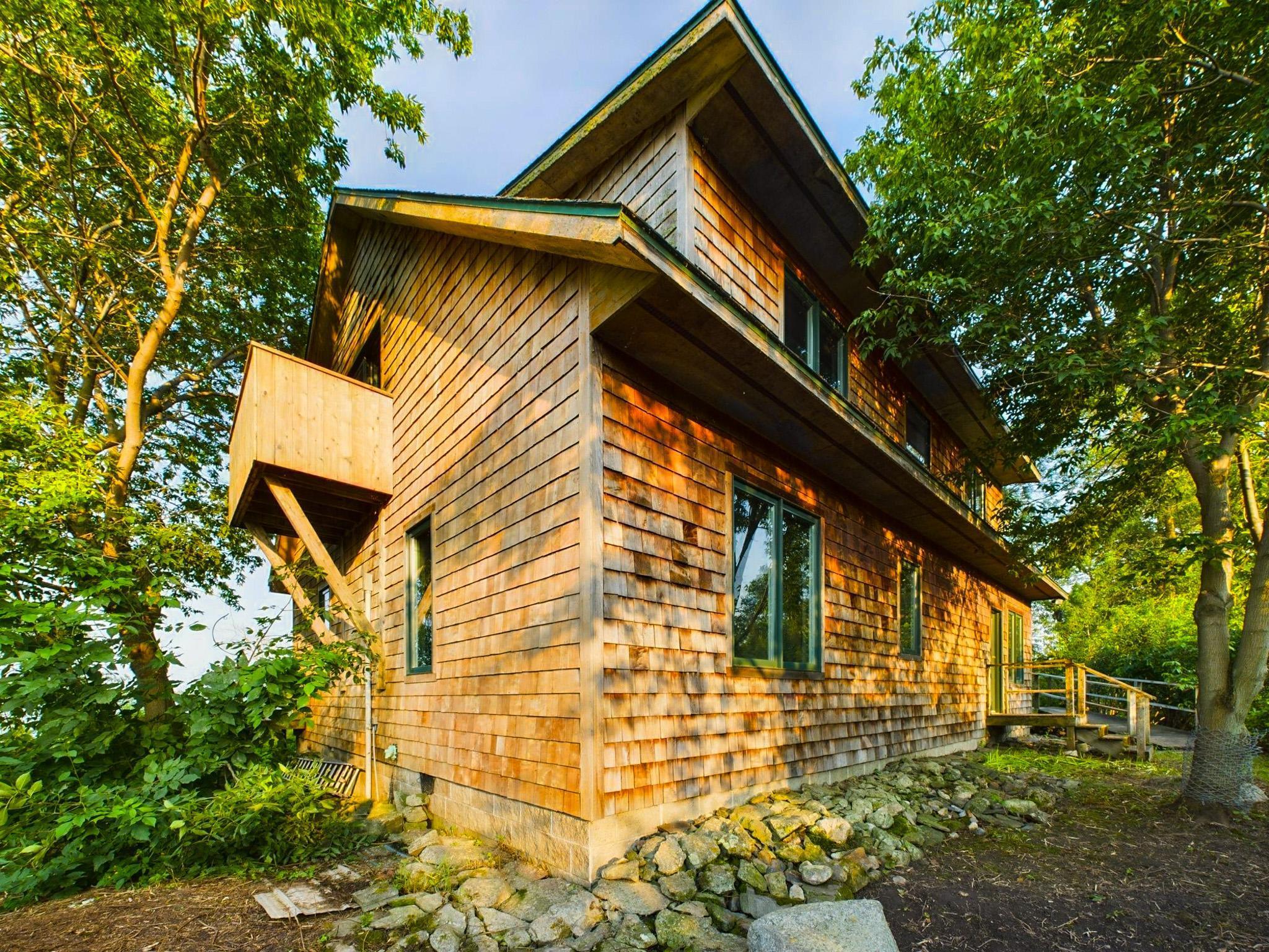 1 Birch Island Property Photo 8