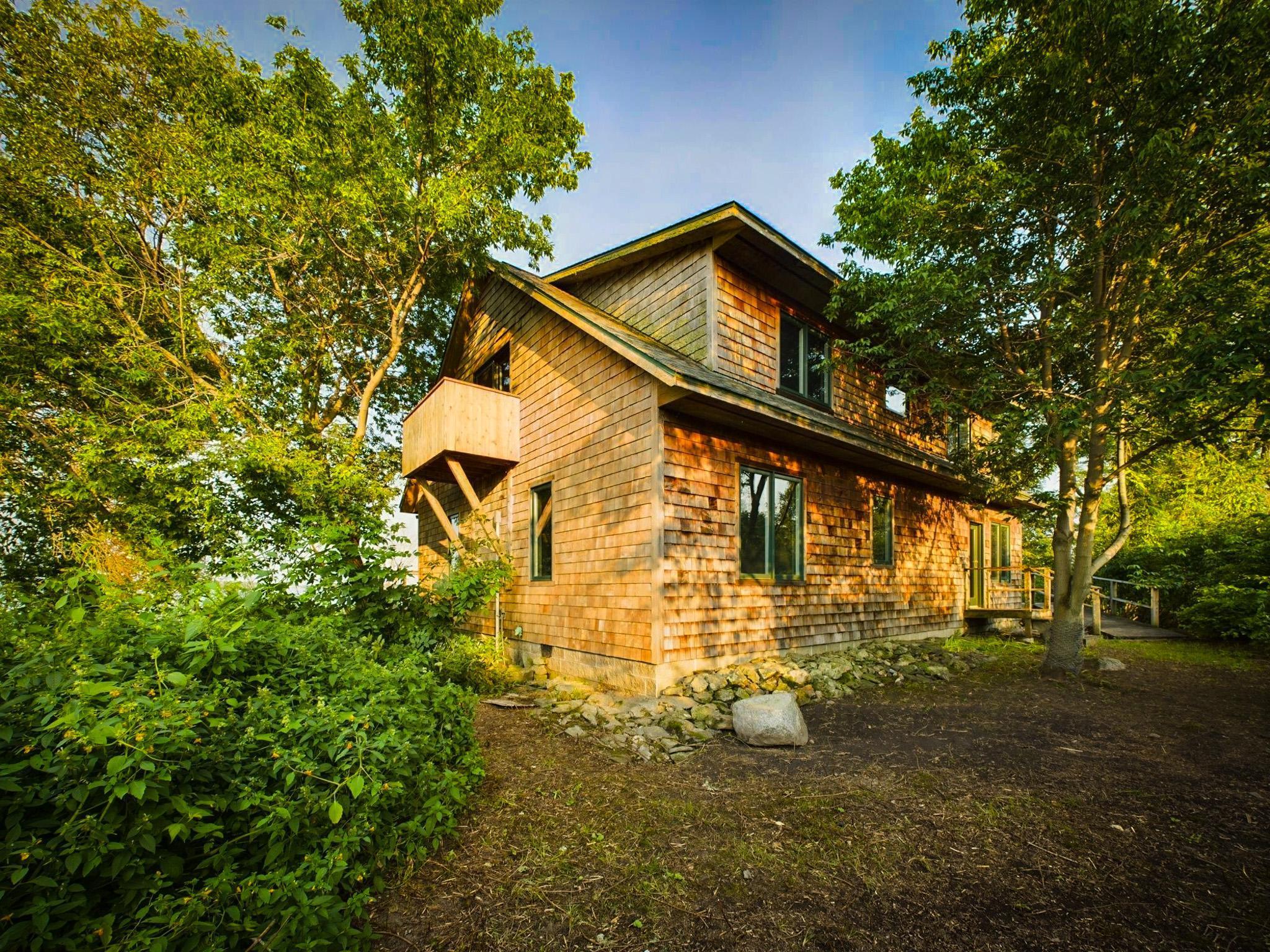 1 Birch Island Property Photo 9