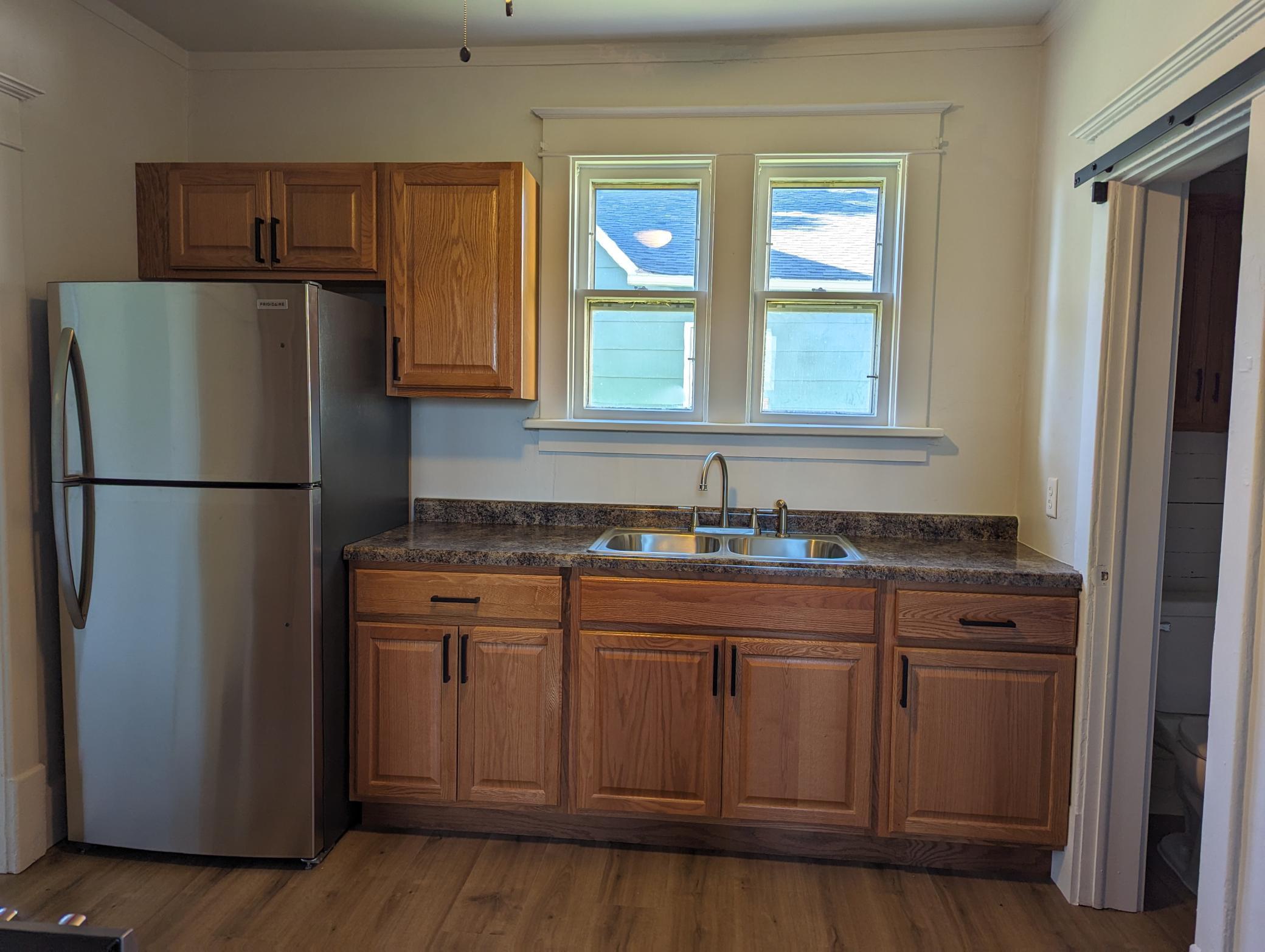 212 2nd Avenue Property Photo 4