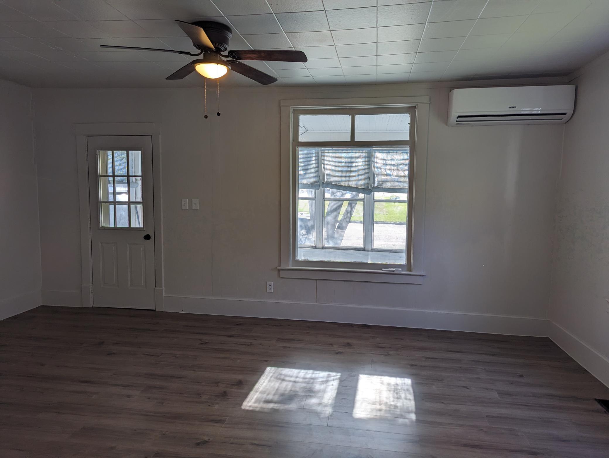 212 2nd Avenue Property Photo 15