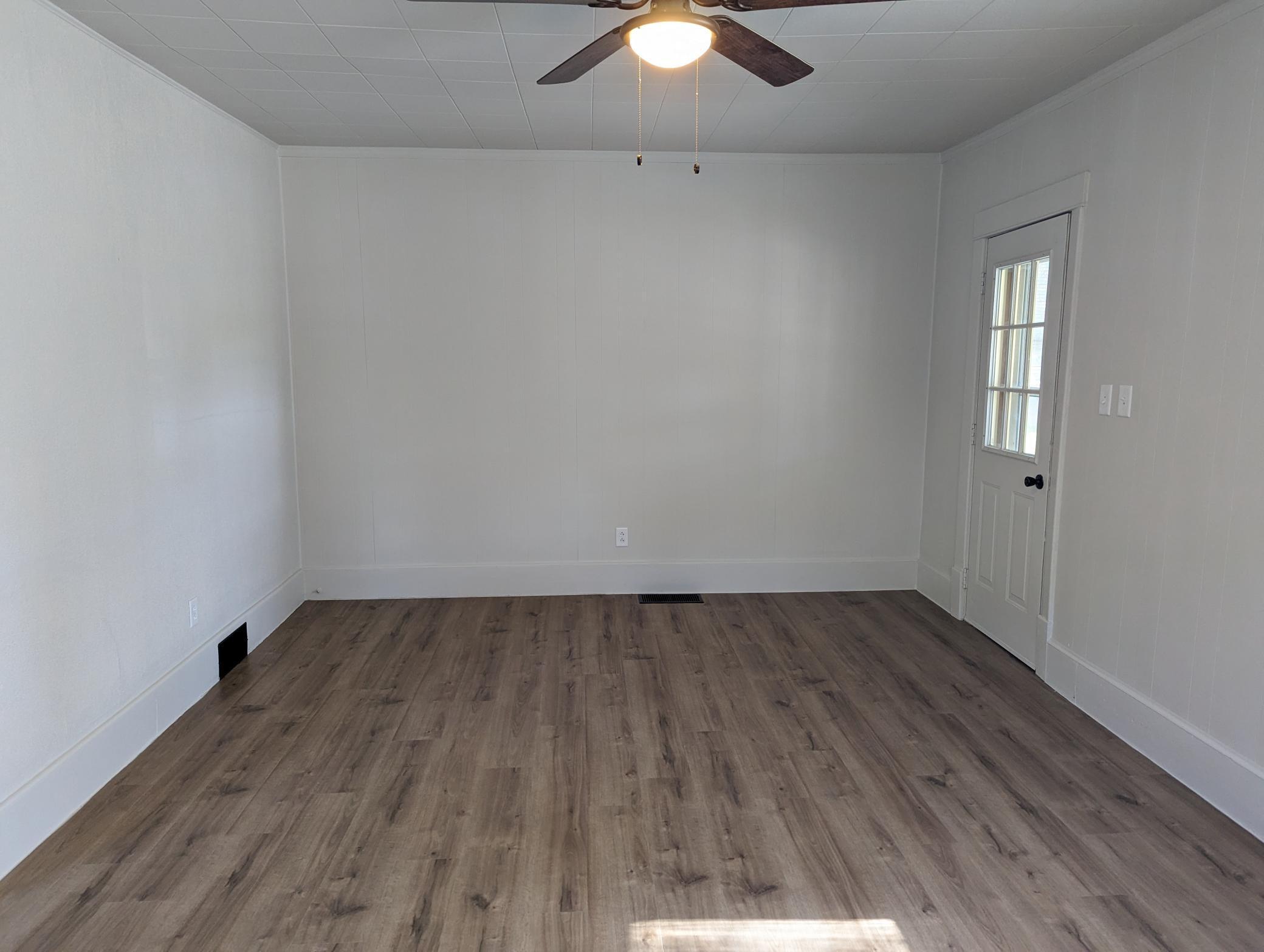 212 2nd Avenue Property Photo 18