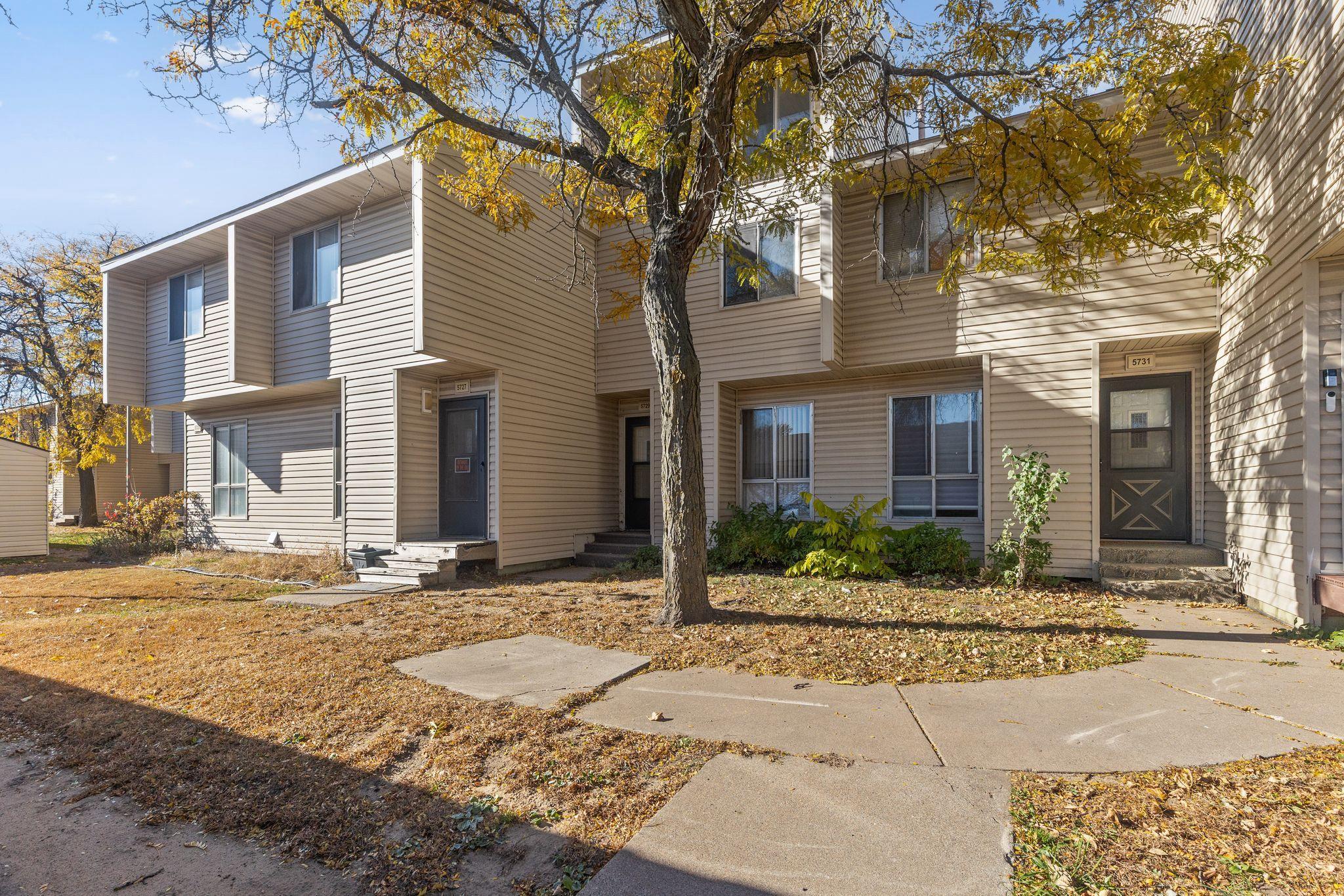 5729 80th Avenue N Property Photo 1