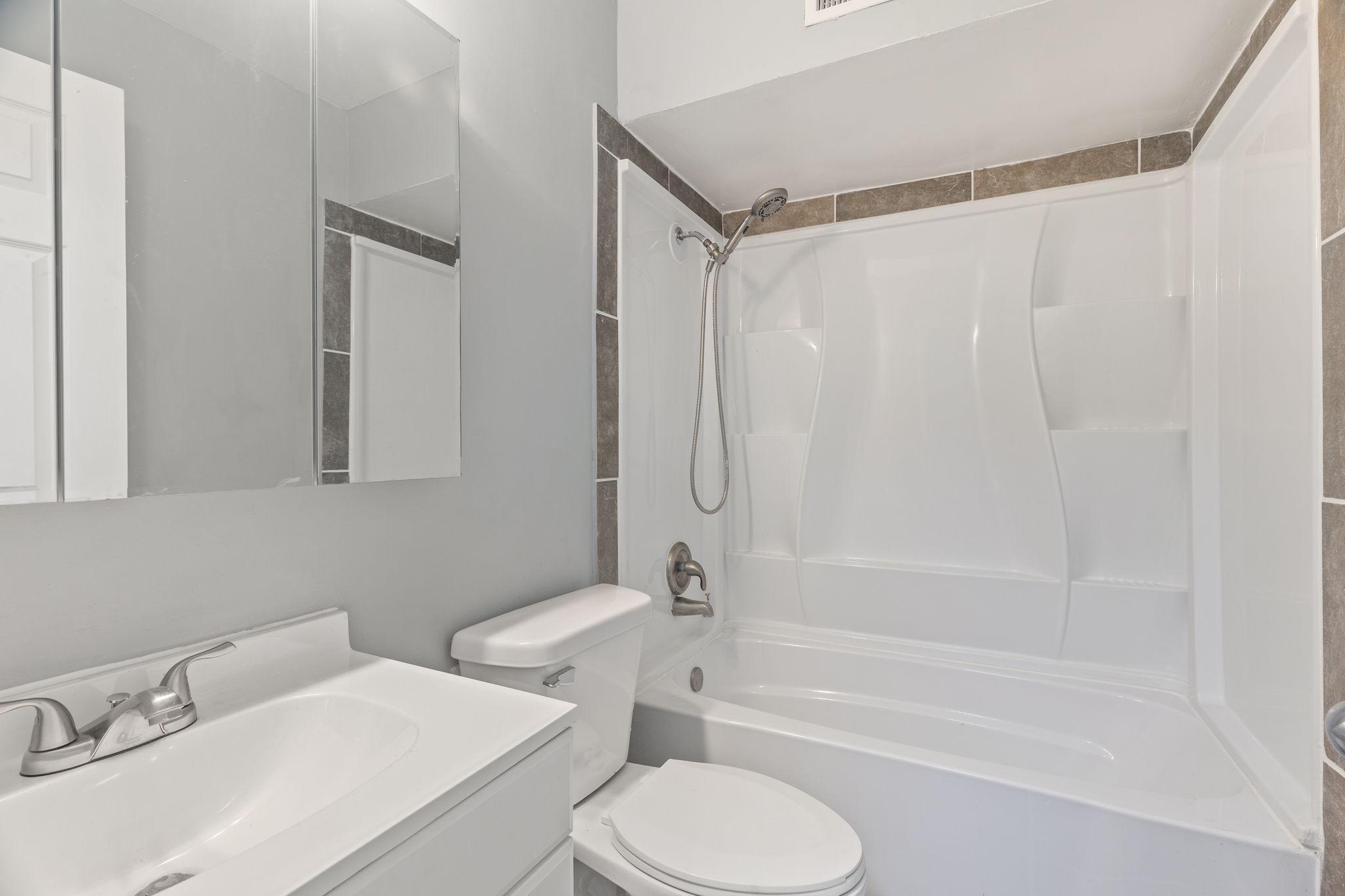 5729 80th Avenue N Property Photo 15