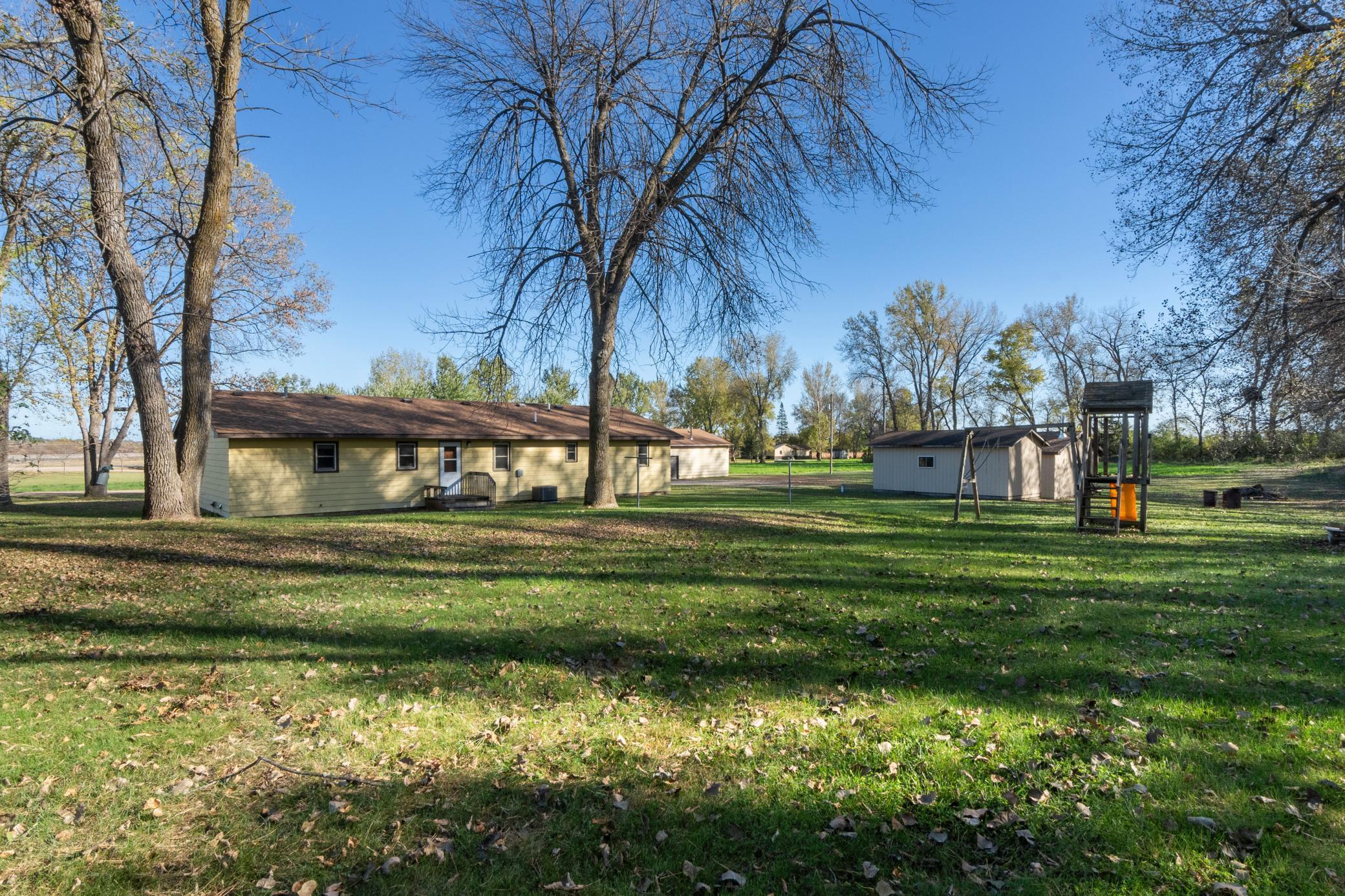 18651 State Highway 55 Property Photo 3