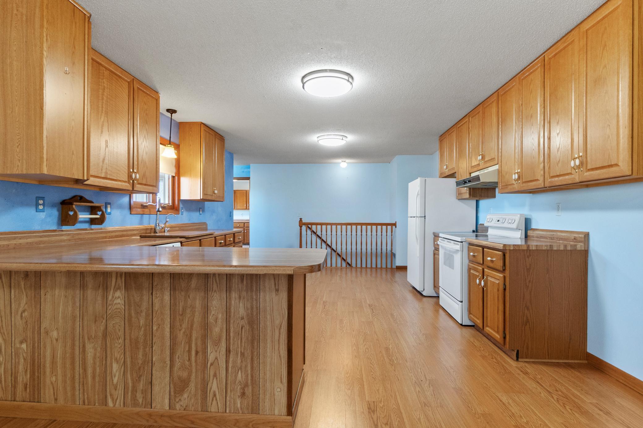 18651 State Highway 55 Property Photo 6