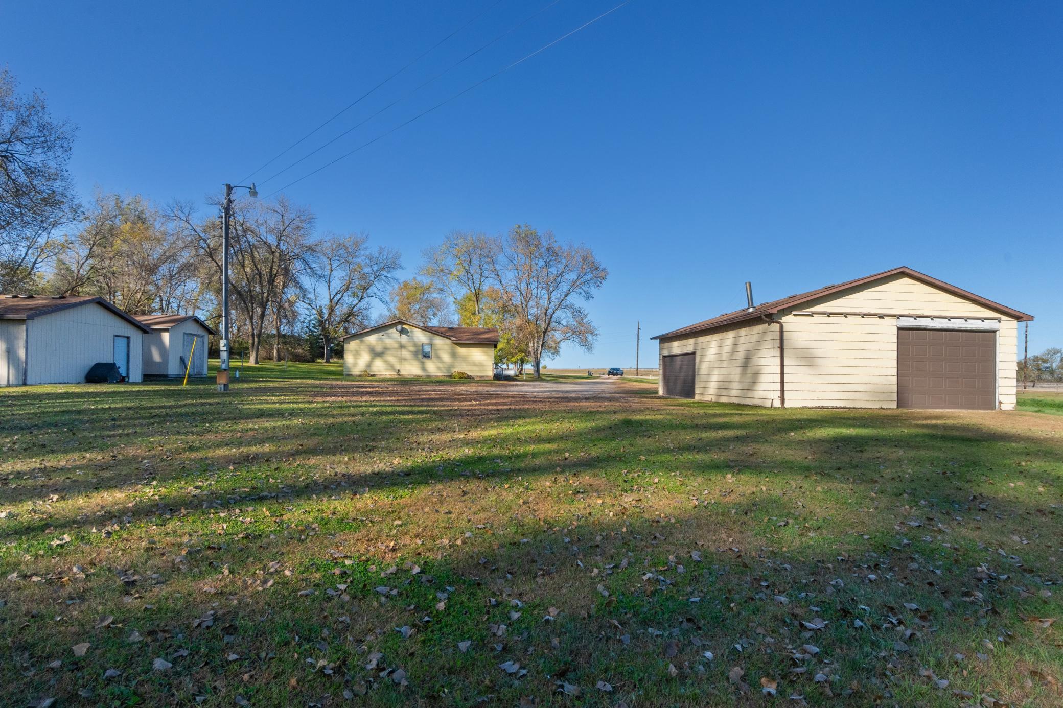 18651 State Highway 55 Property Photo 18