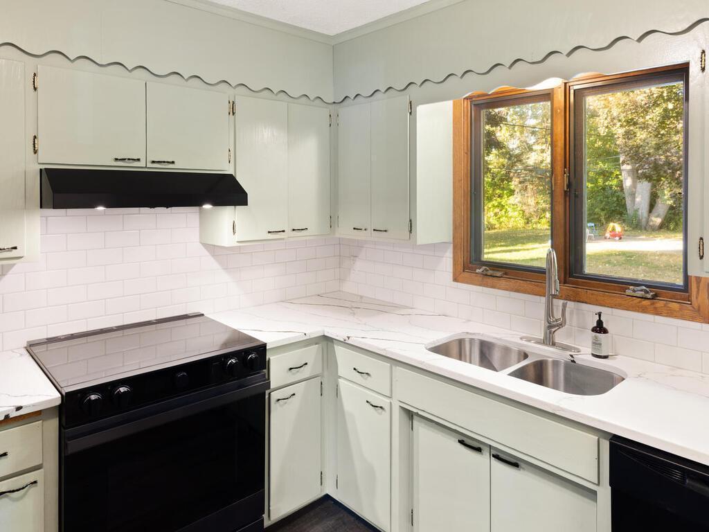 9020 Blaisdell Avenue Property Photo 12