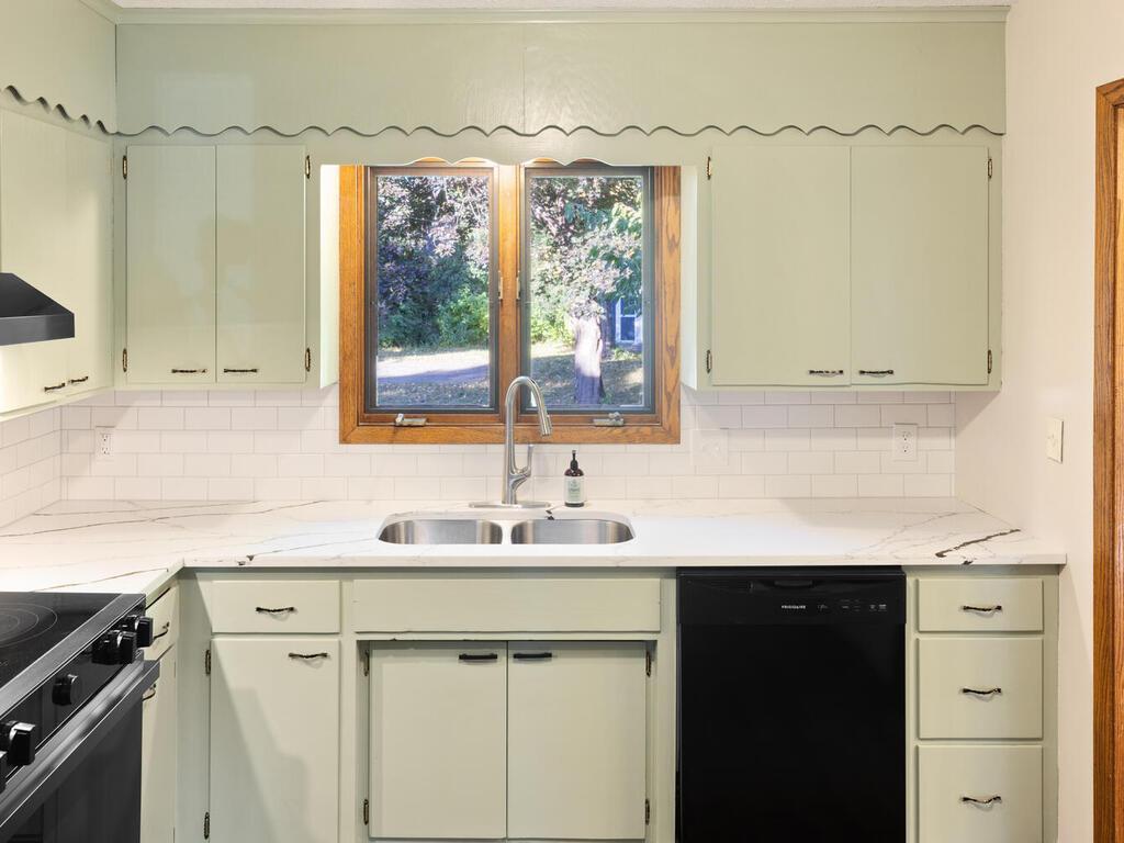 9020 Blaisdell Avenue Property Photo 13