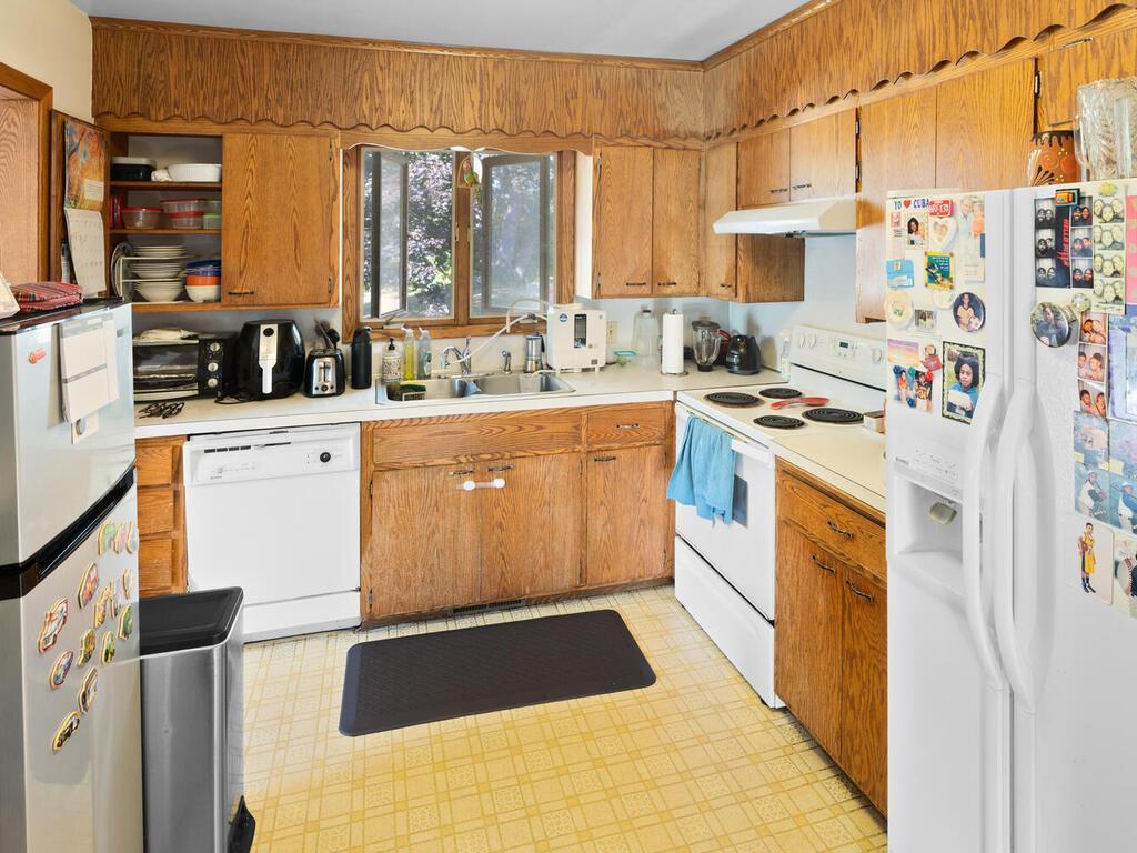 9020 Blaisdell Avenue Property Photo 36