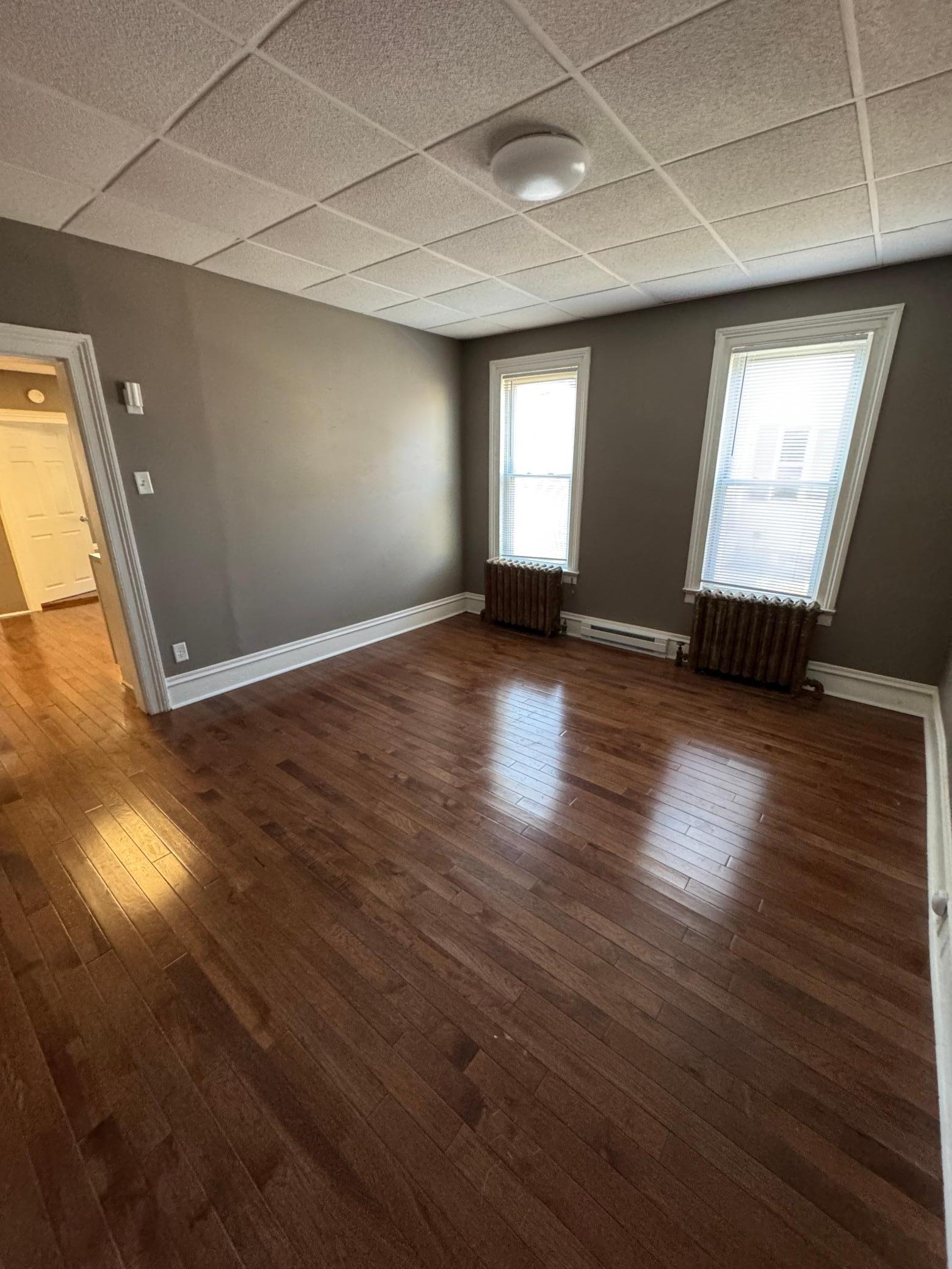 815 W 4th Street Property Photo 10