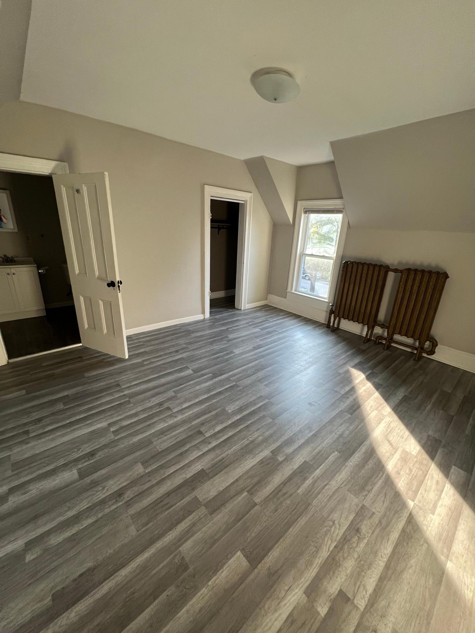 815 W 4th Street Property Photo 15