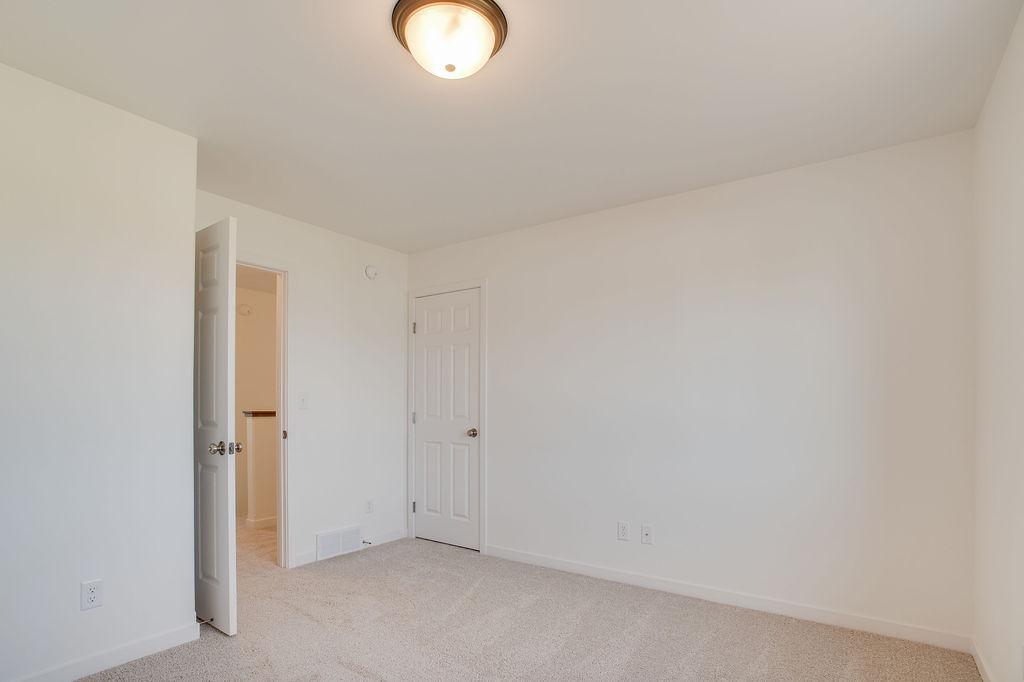 2304 37 Avenue S Property Photo 18