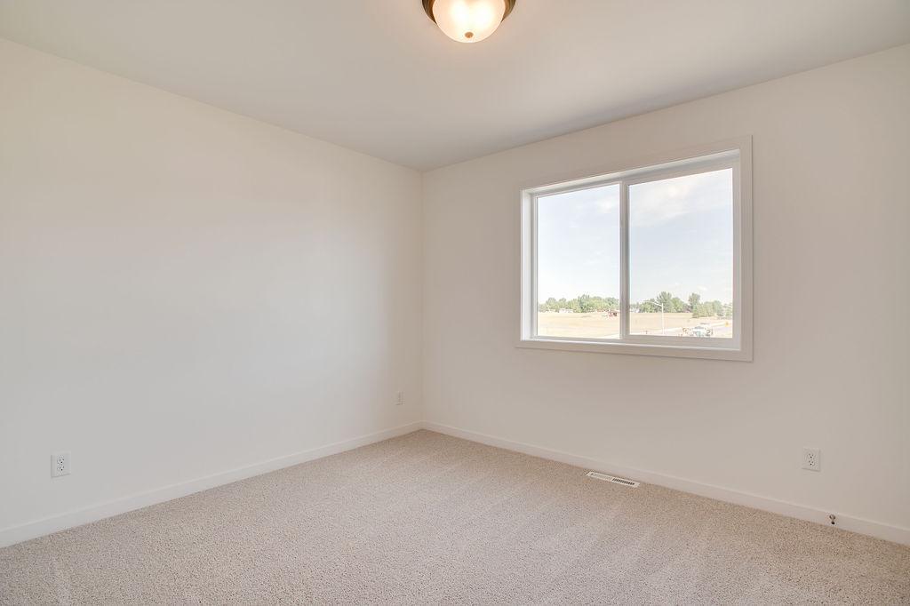 2304 37 Avenue S Property Photo 19