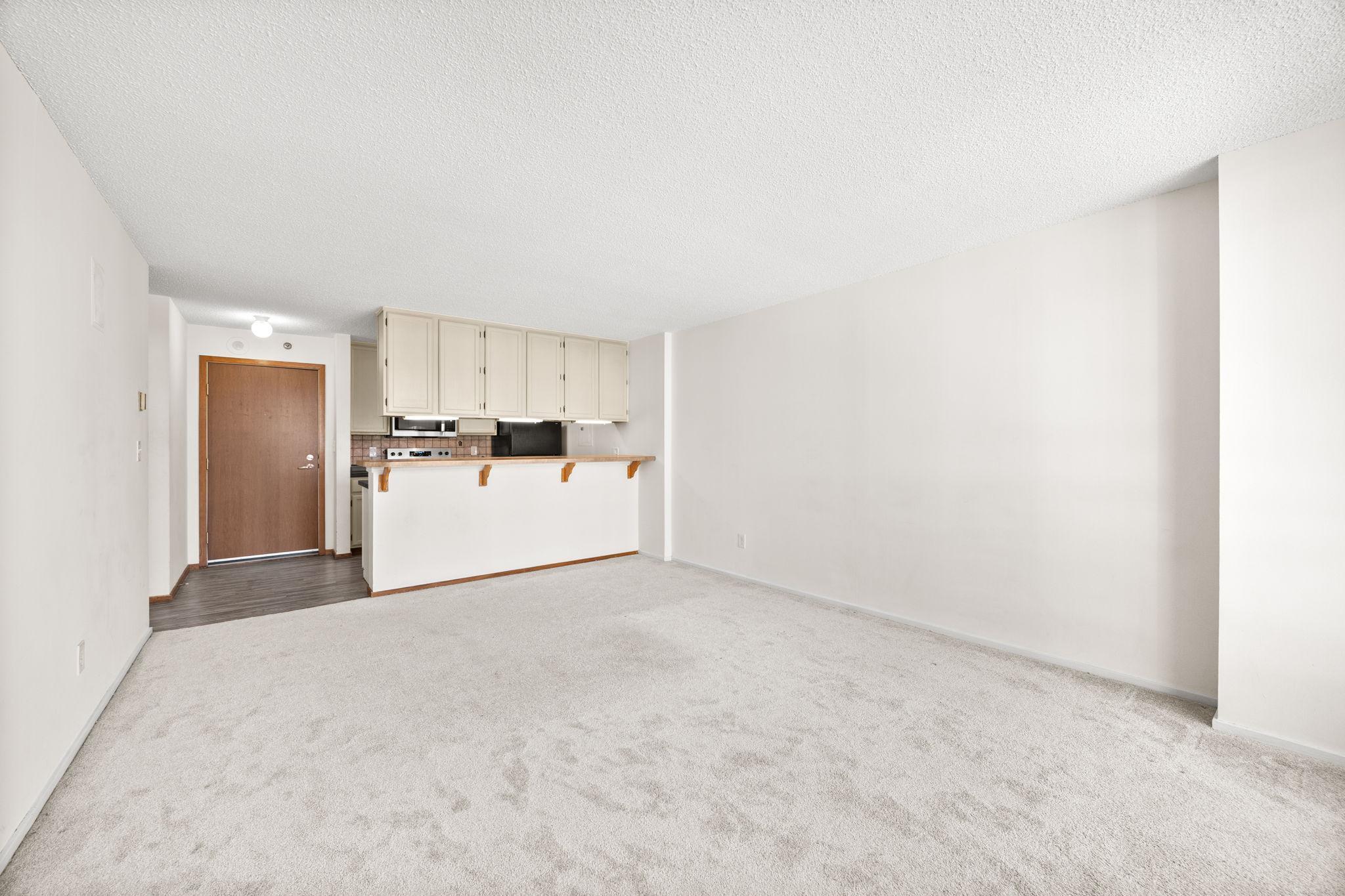 433 S 7th Street 1821 Property Photo 7