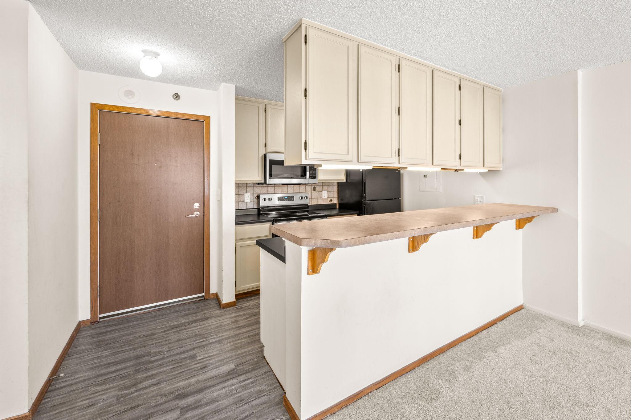 433 S 7th Street 1821 Property Photo 11