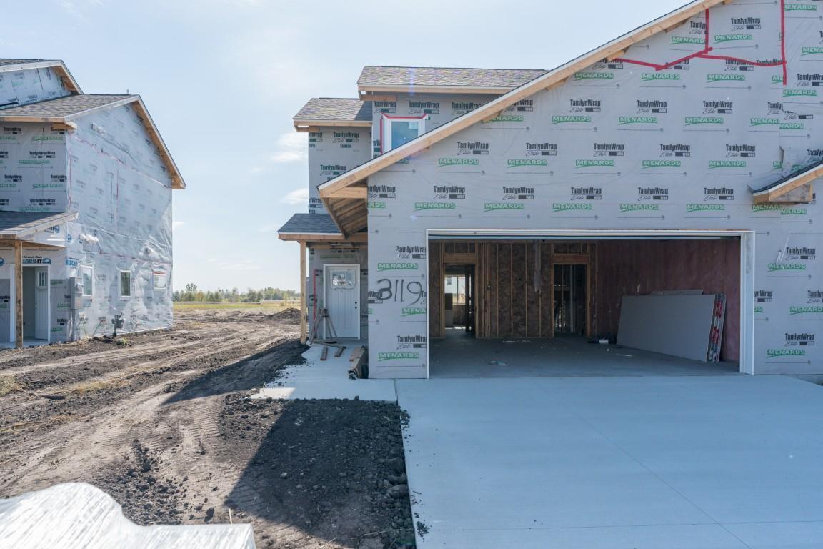 3117 & 3119 Noble Drive Property Photo 8