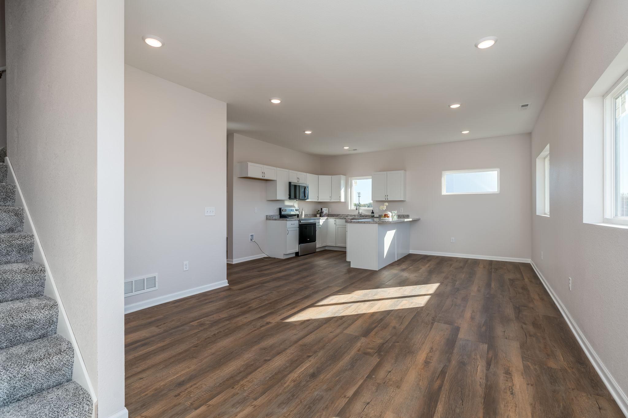 3117 & 3119 Noble Drive Property Photo 20