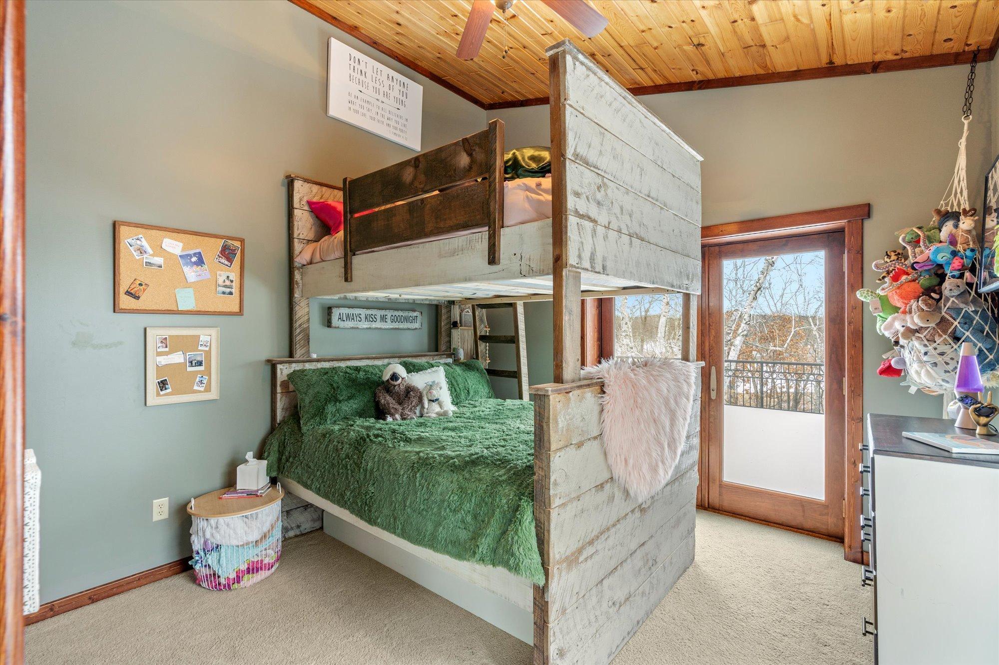 10422 Ossawinnamakee Road Property Photo 37