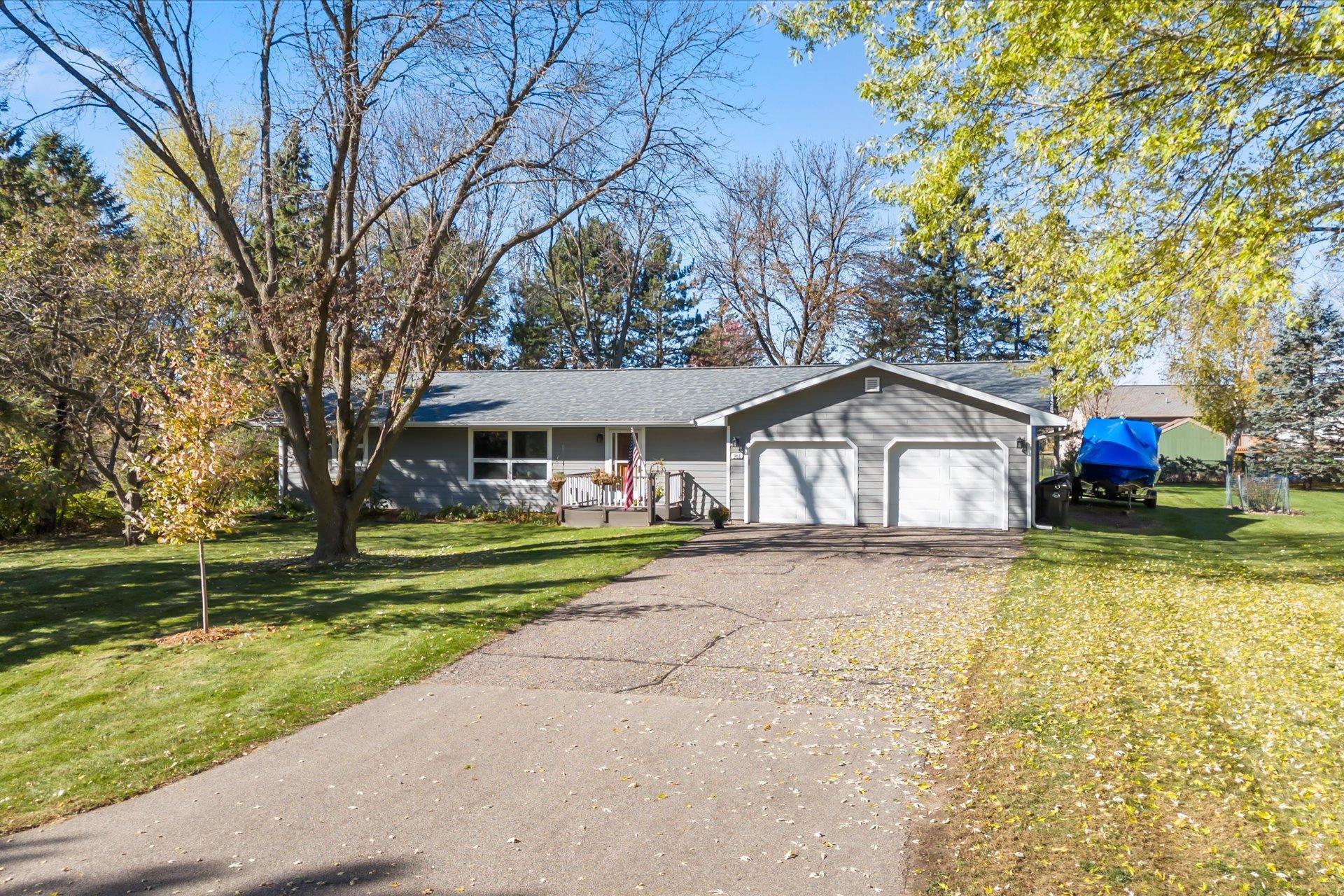 961 N Shore Drive Property Photo 1